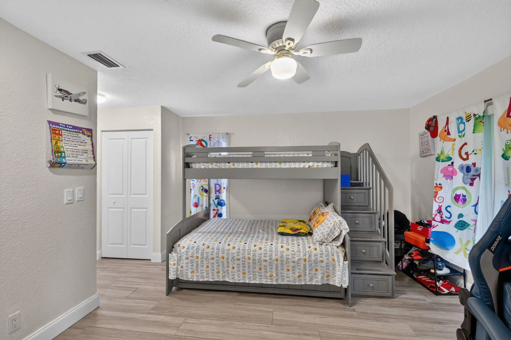 7099 PINE MANOR Drive