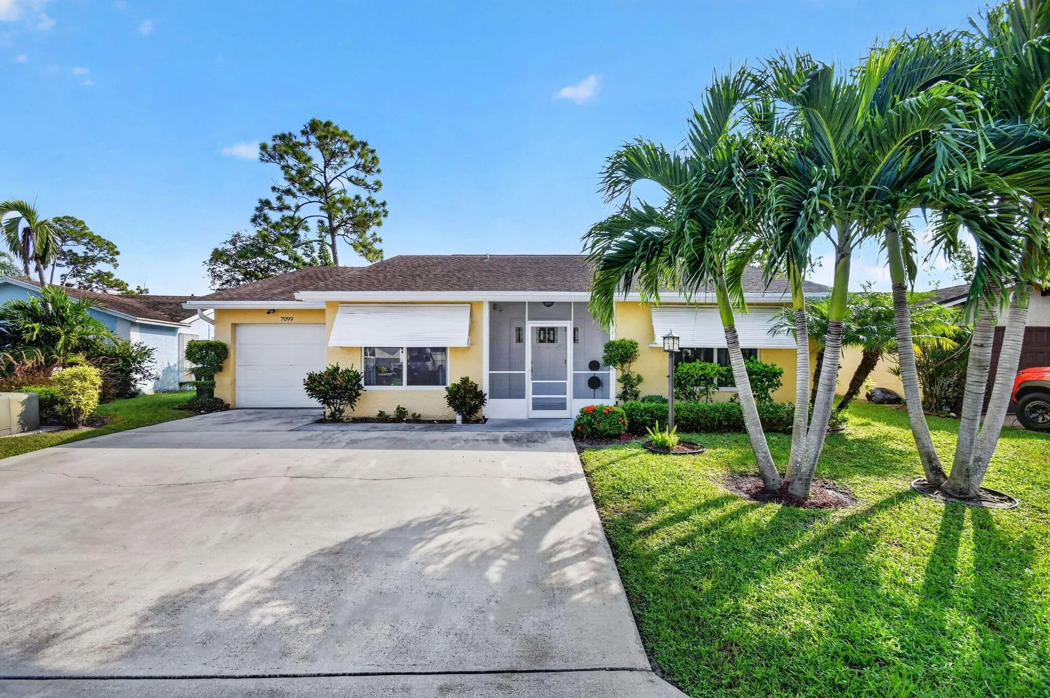7099 PINE MANOR Drive
