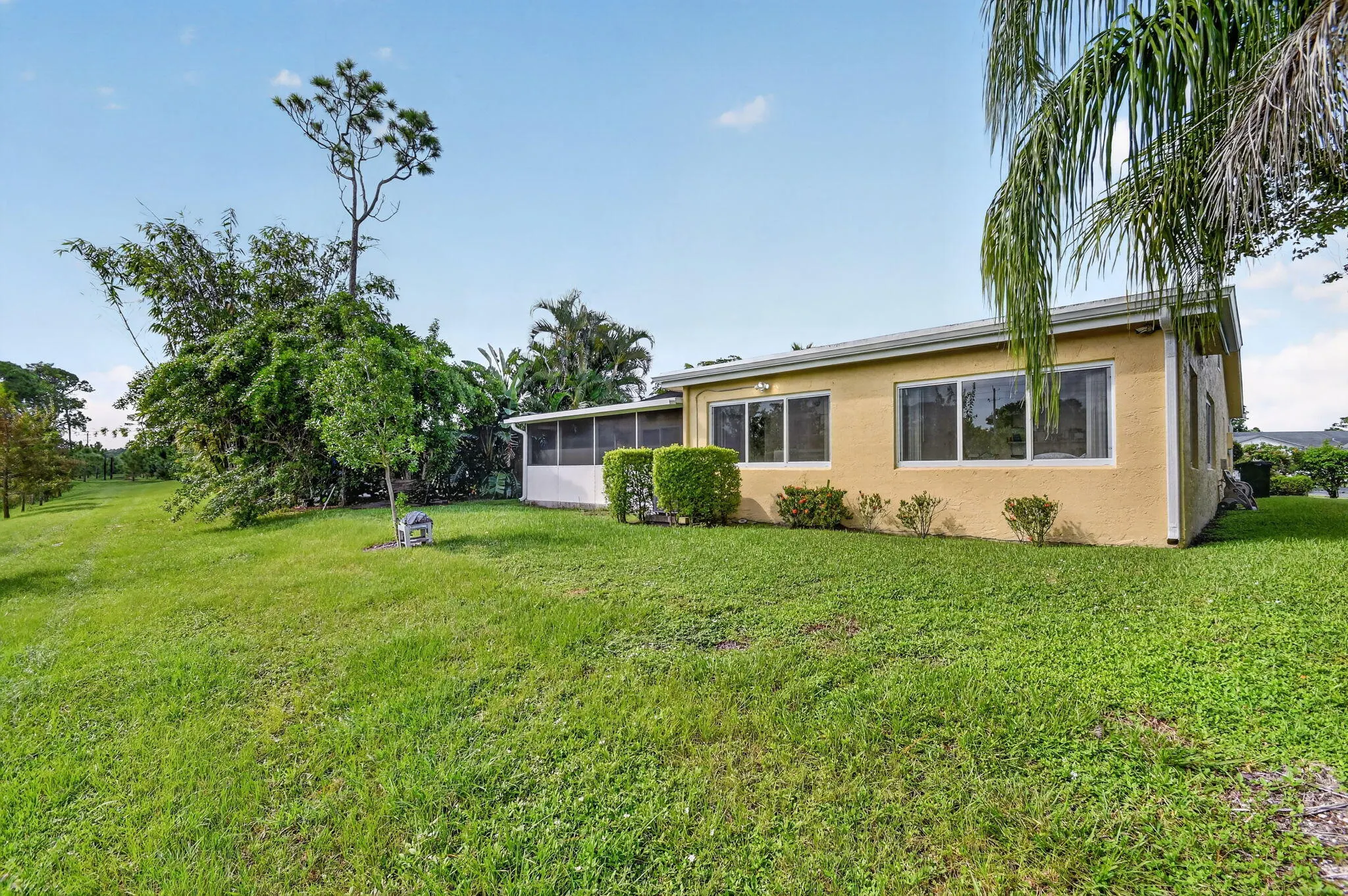 7099 PINE MANOR Drive