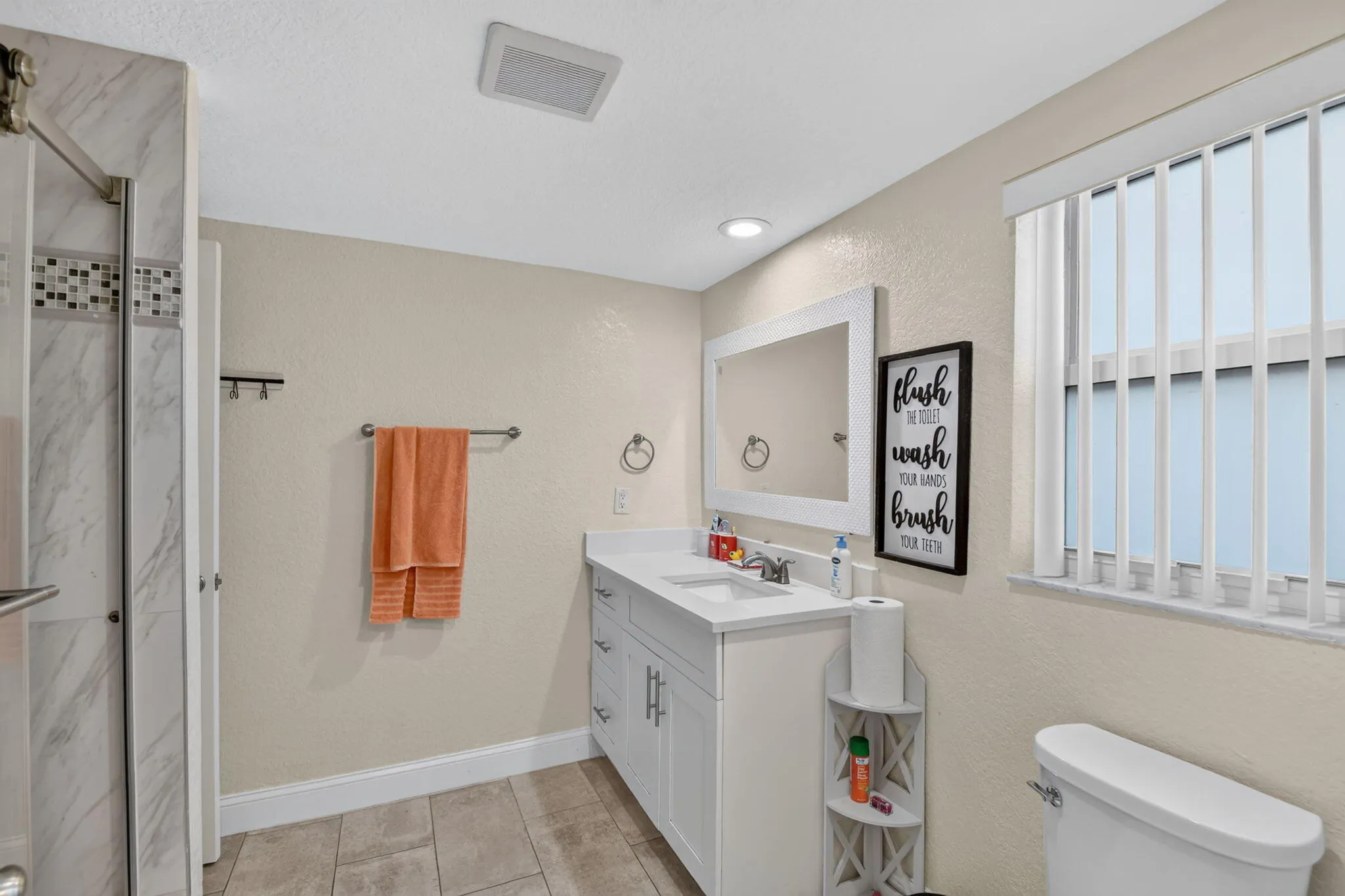 7099 PINE MANOR Drive