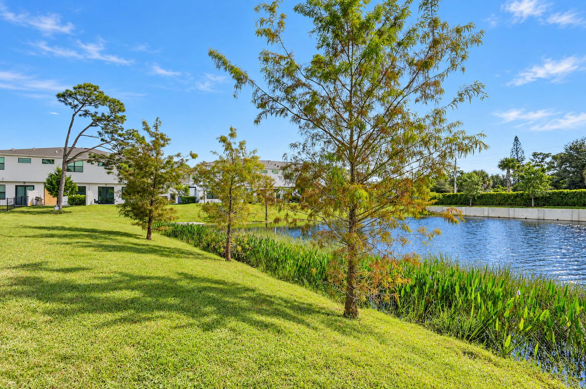 7099 PINE MANOR Drive