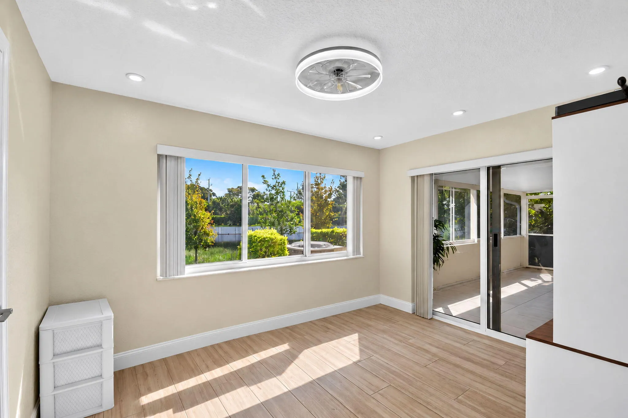 7099 PINE MANOR Drive