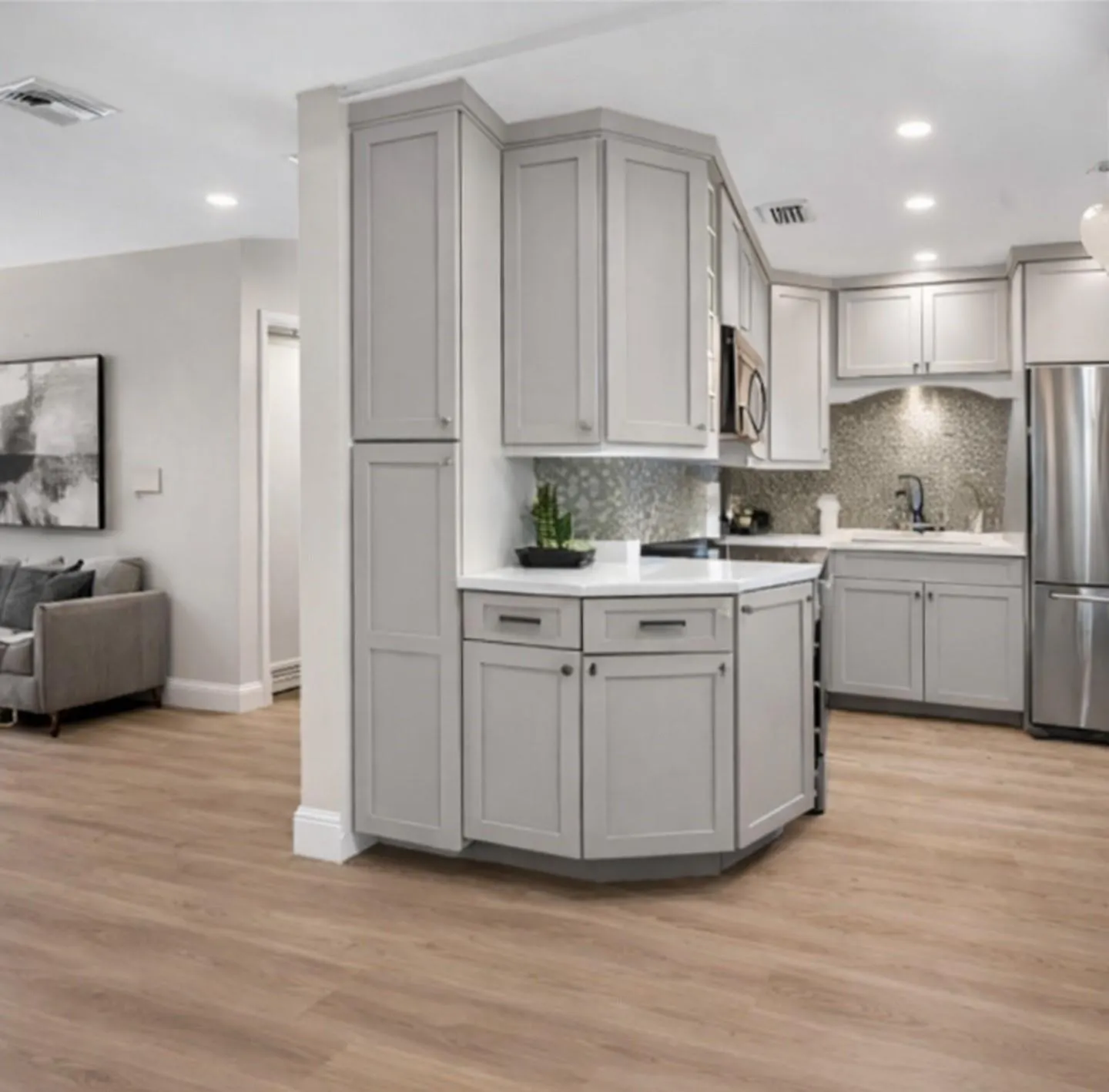941 CRYSTAL LAKE Drive #311