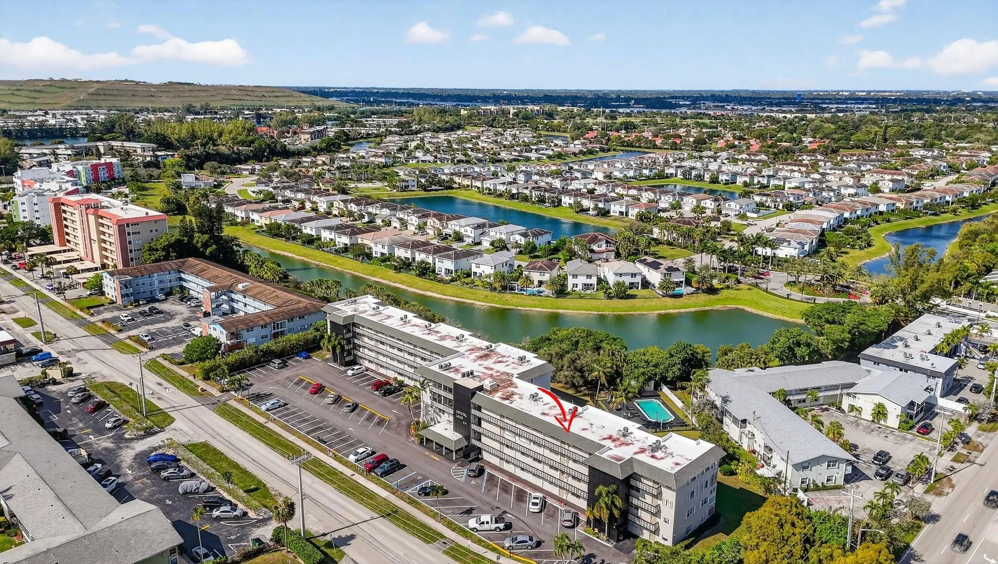 941 CRYSTAL LAKE Drive #311