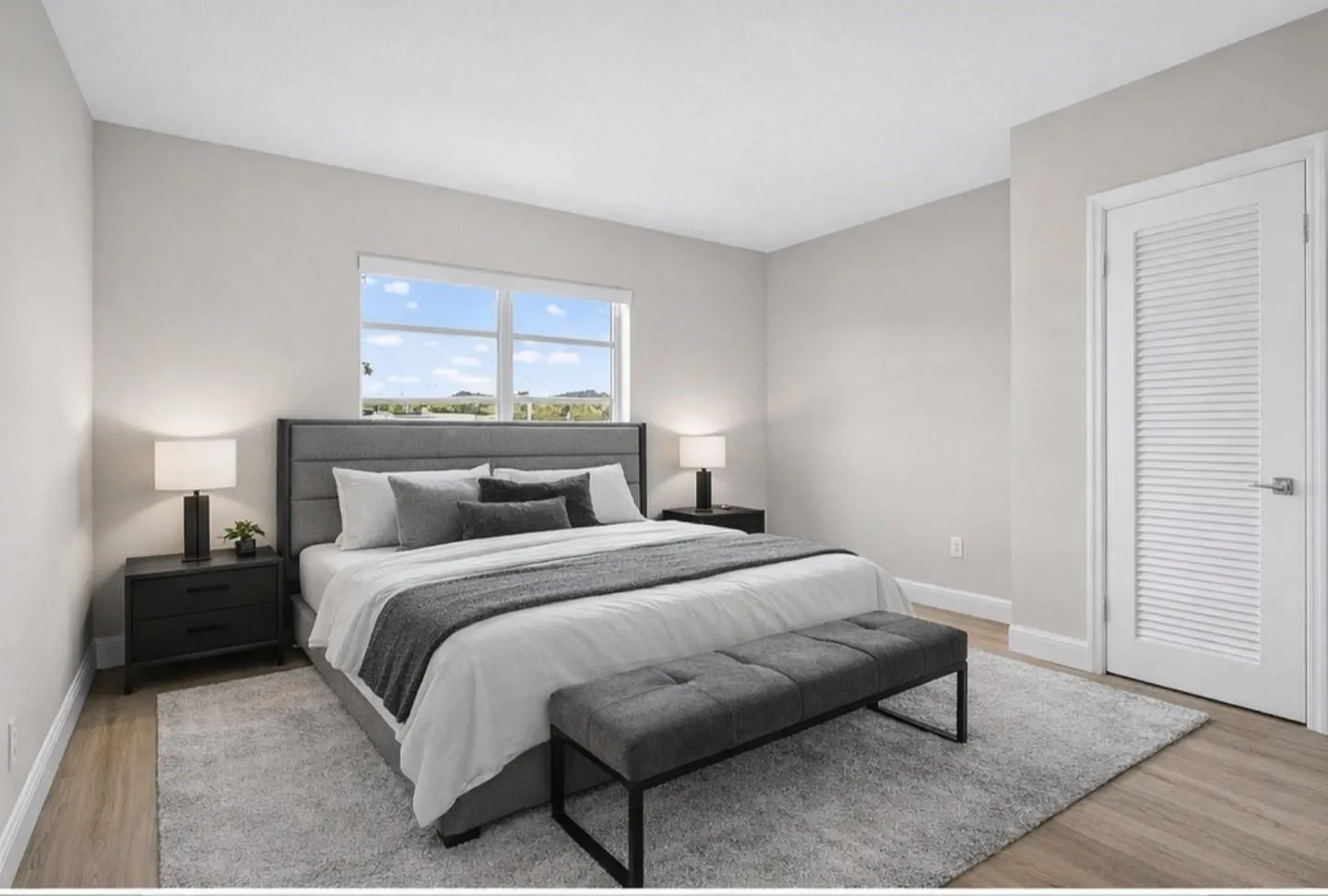 941 CRYSTAL LAKE Drive #311