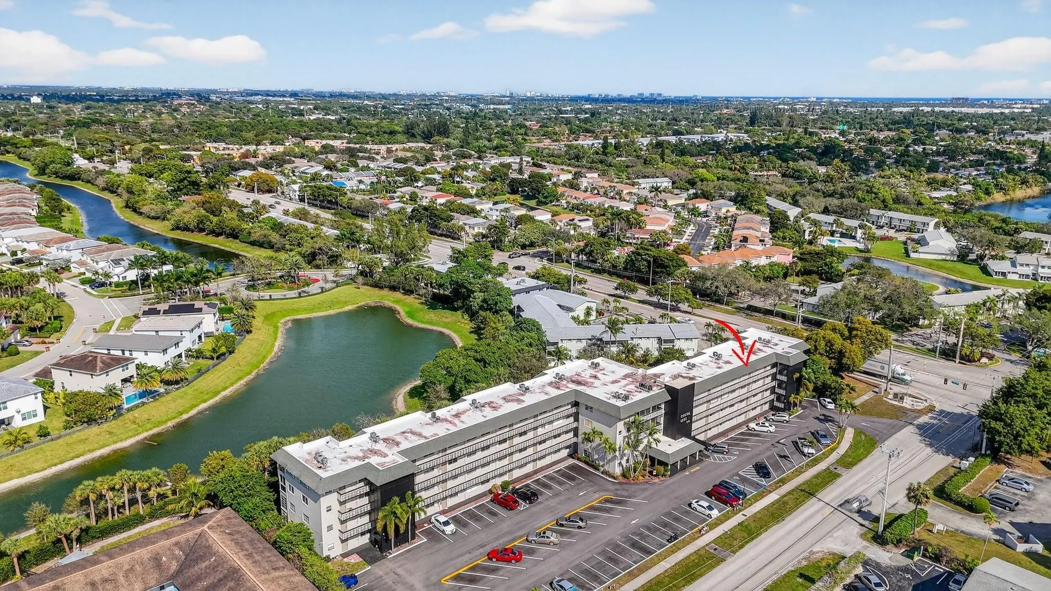 941 CRYSTAL LAKE Drive #311
