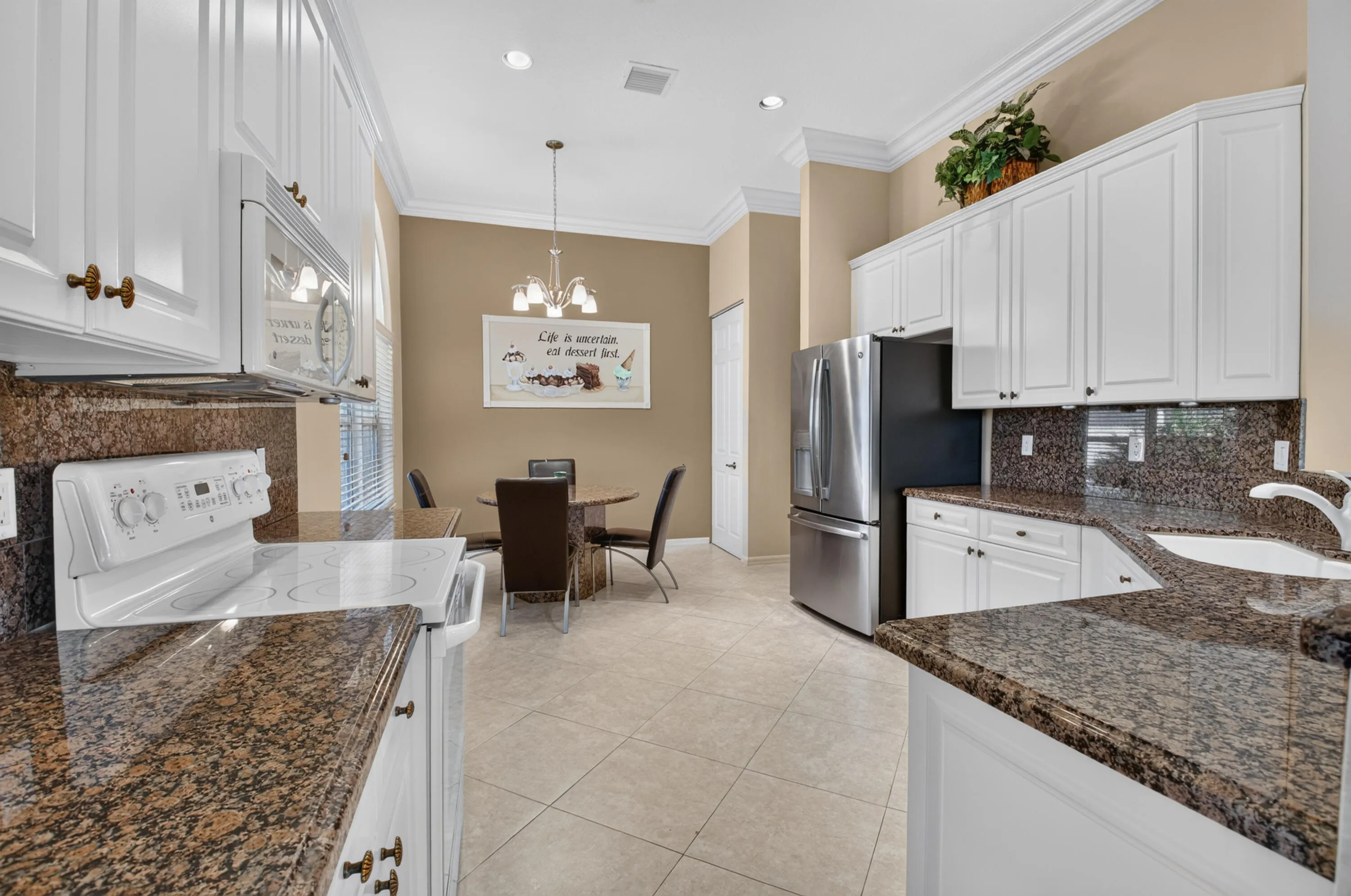 8066 Rossini Way