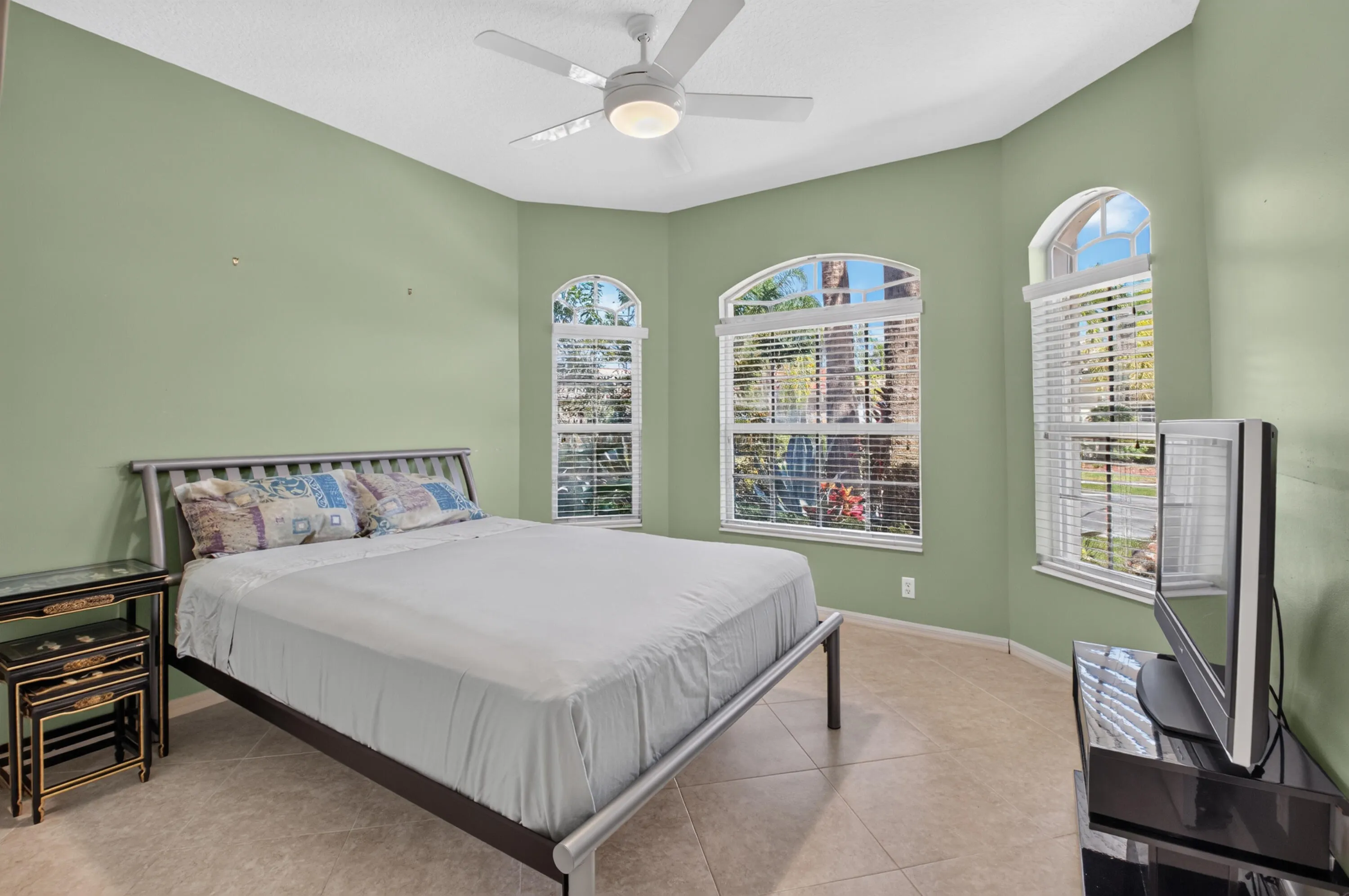 8066 Rossini Way