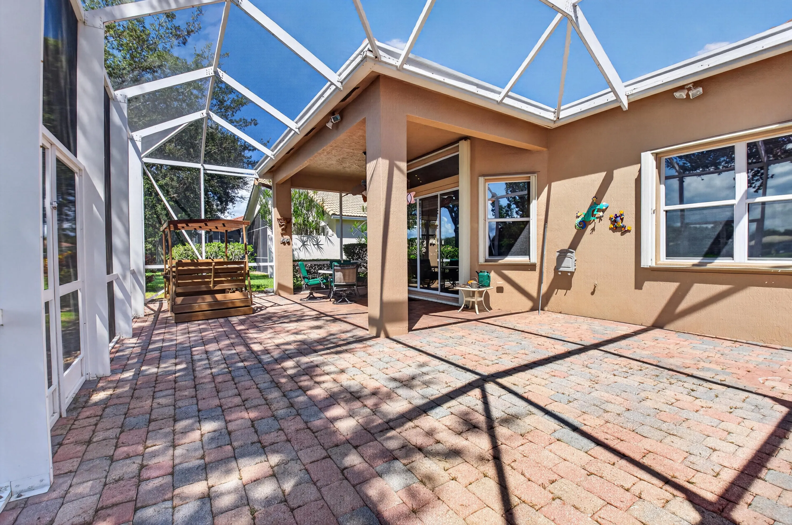 8066 Rossini Way