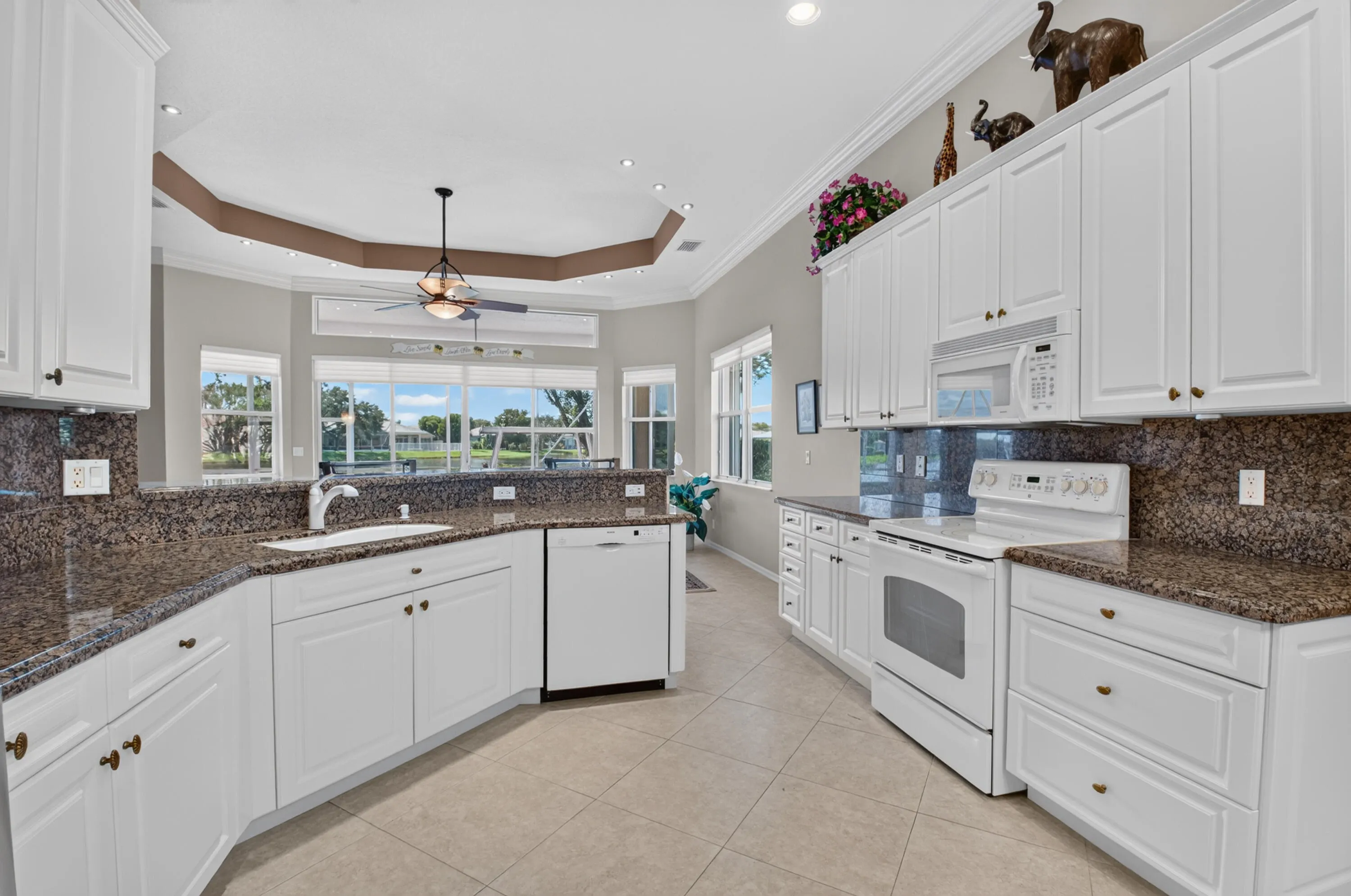 8066 Rossini Way