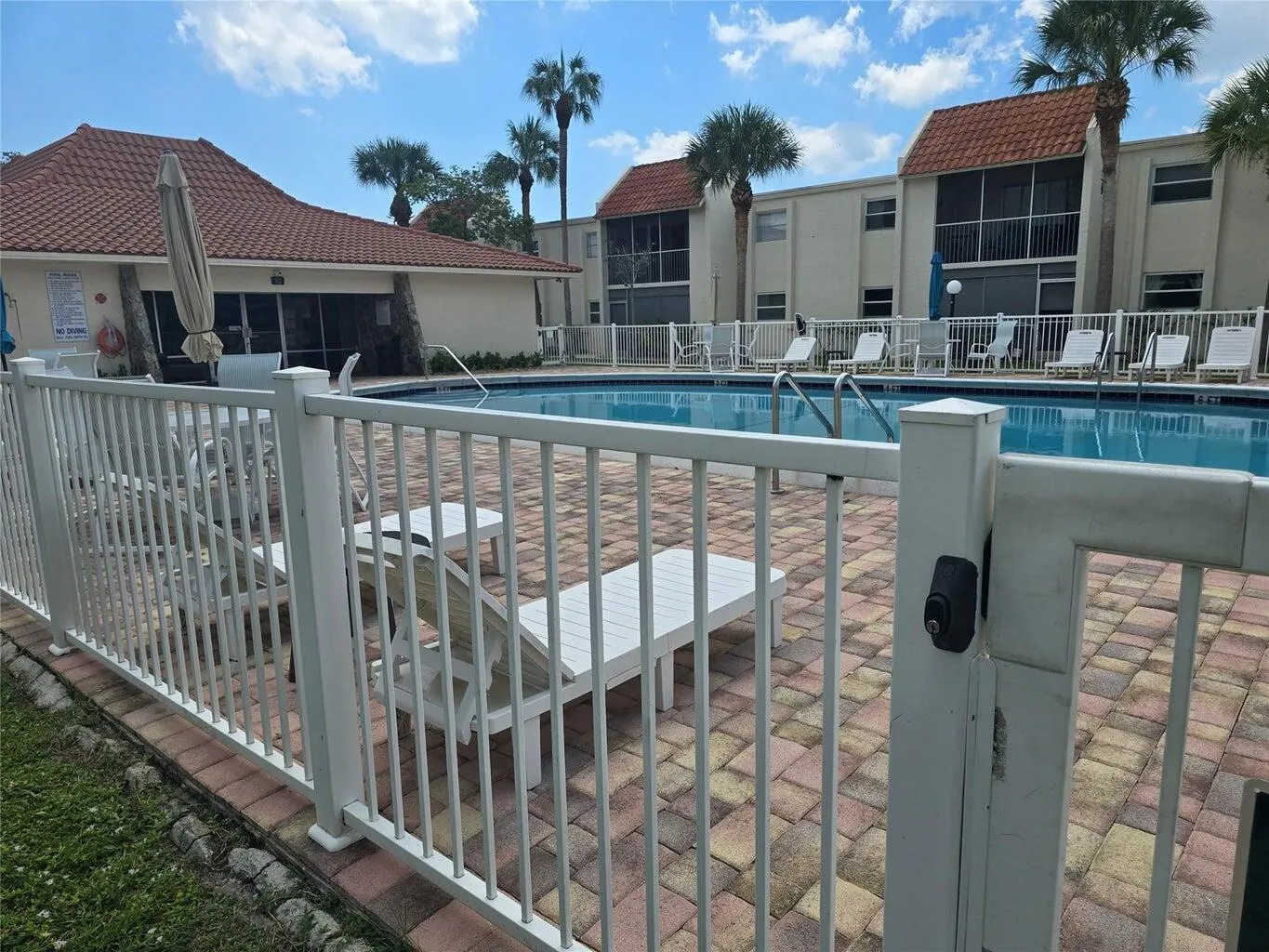 1428 SE 4TH Avenue #107