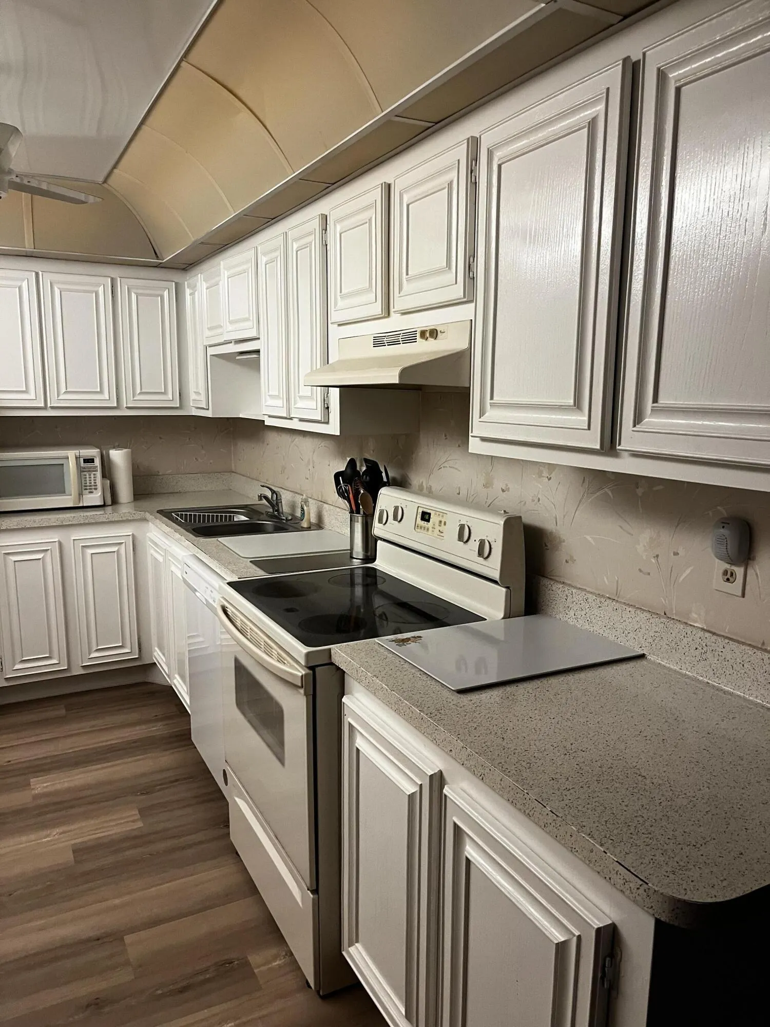 1428 SE 4TH Avenue #107