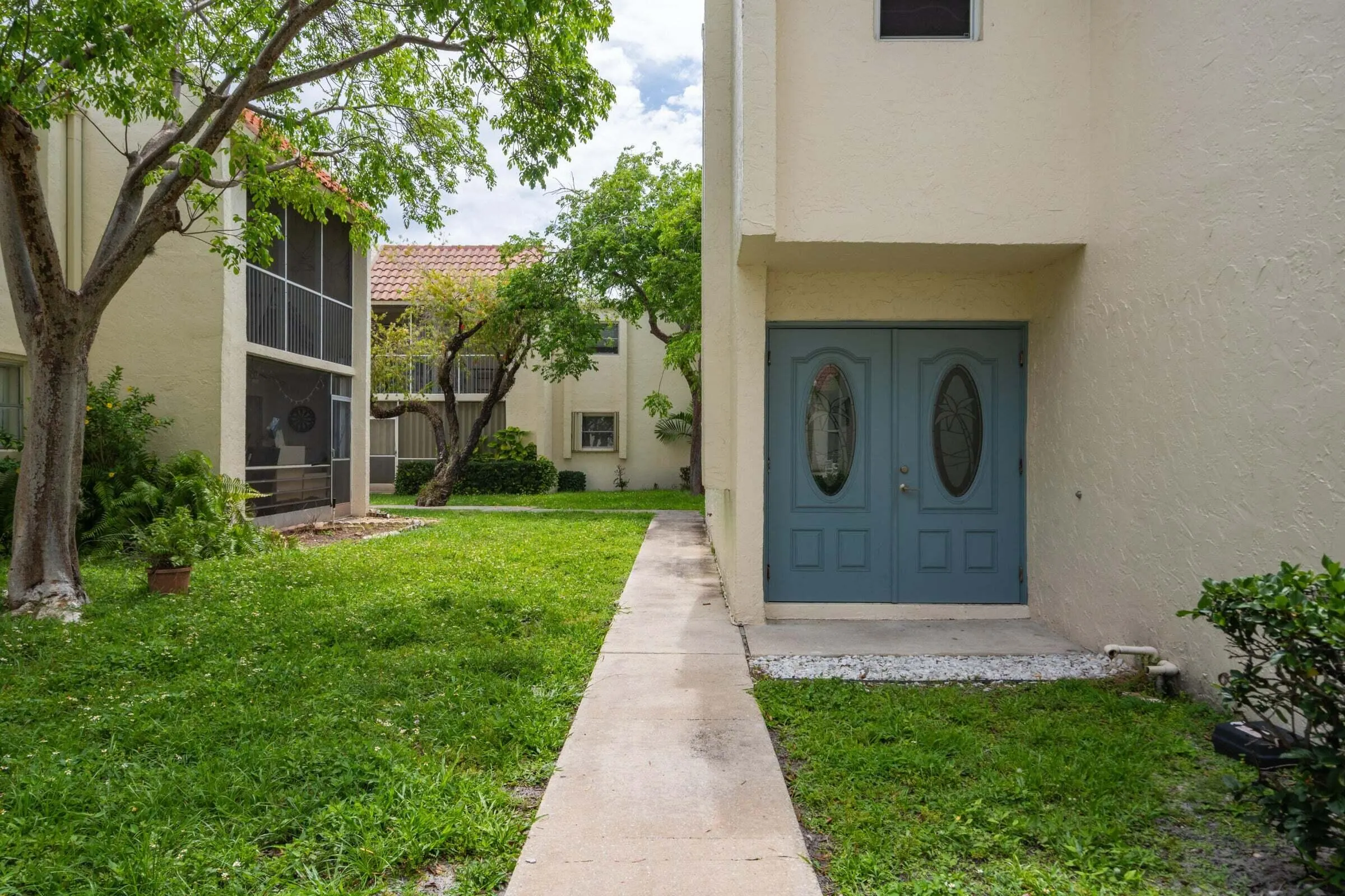 1428 SE 4TH Avenue #107