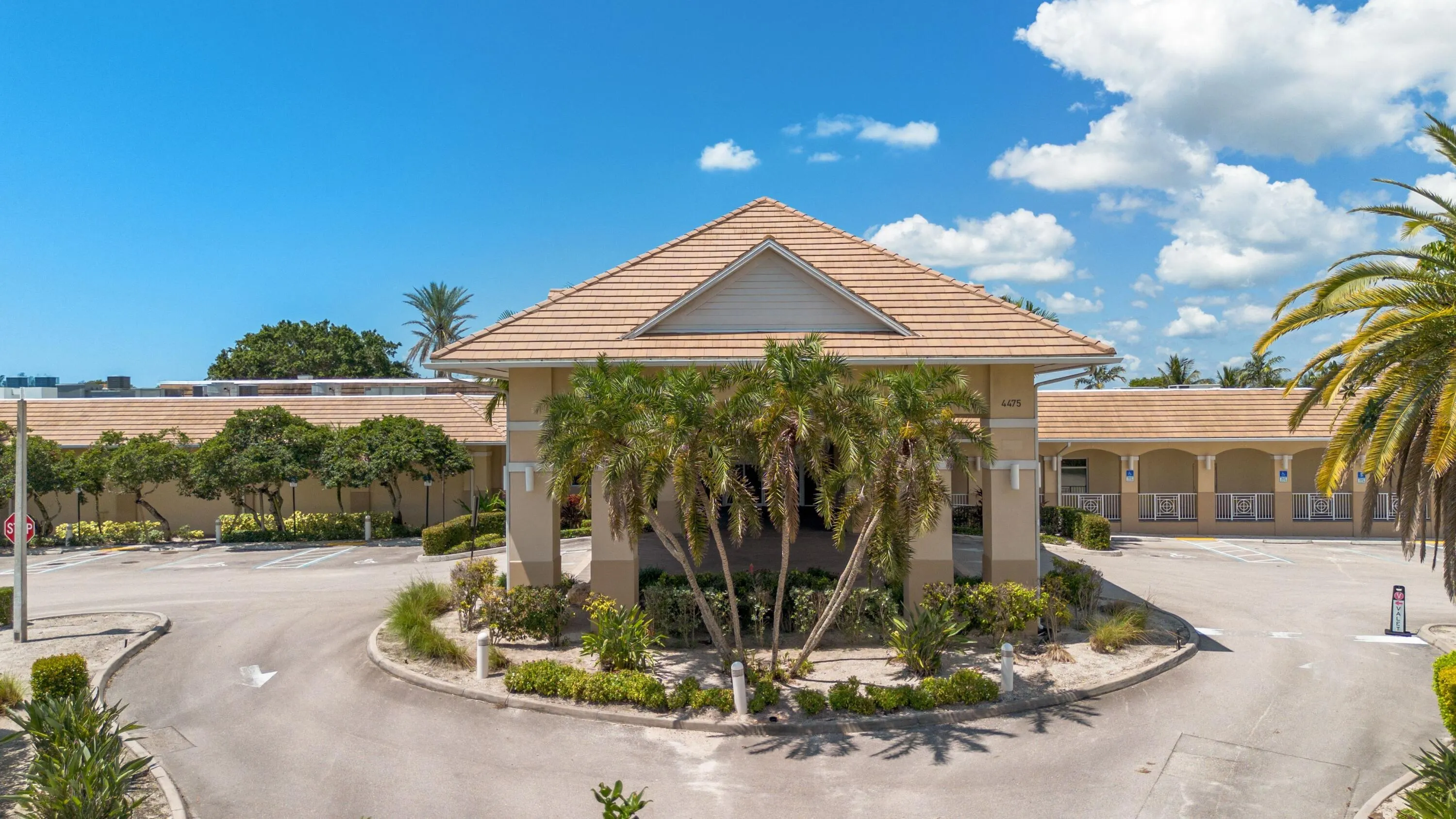 4178 LAGOON SHORE Drive