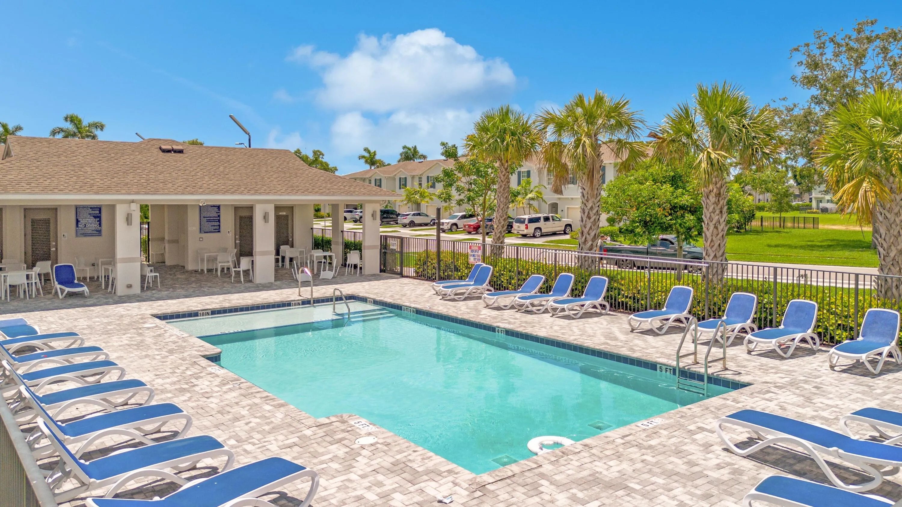 4178 LAGOON SHORE Drive