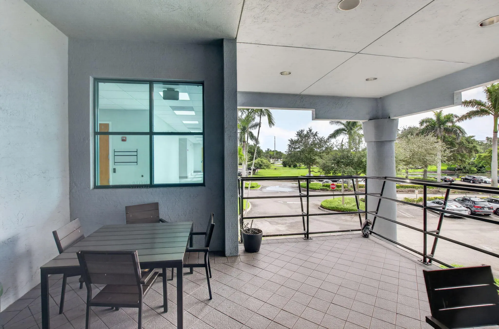 190 CONGRESS PARK Drive #202