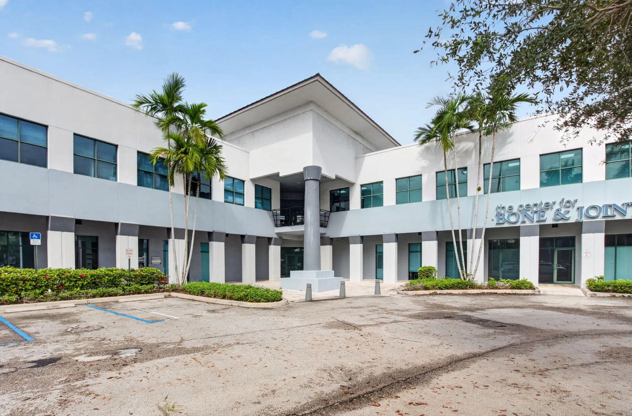 190 CONGRESS PARK Drive #202