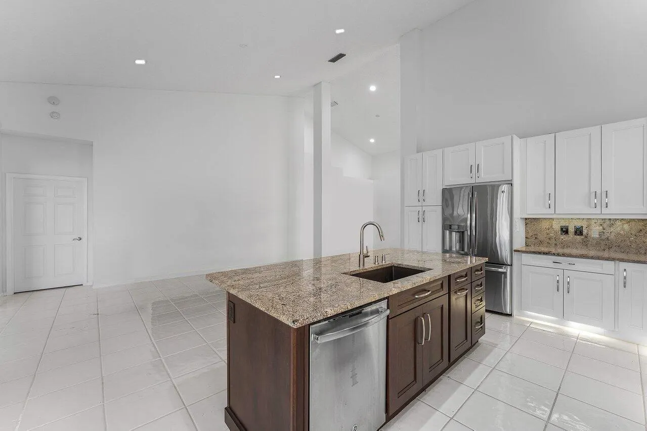 8288 Horseshoe Bay Road