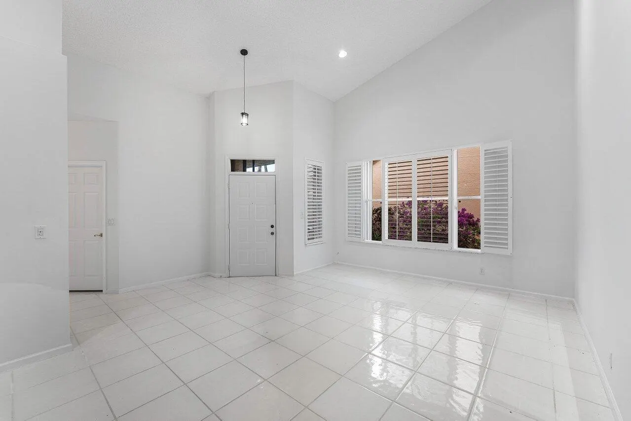 8288 Horseshoe Bay Road