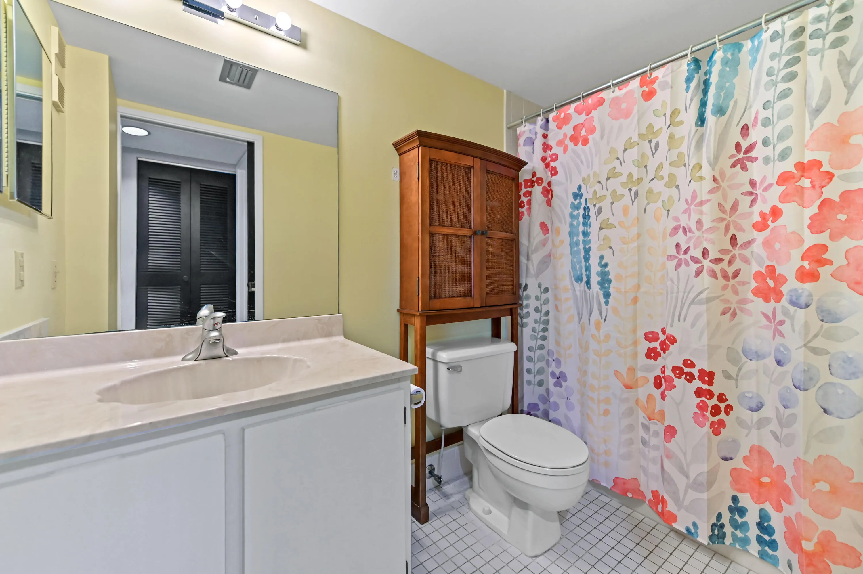 7286 HUNTINGTON Lane #402