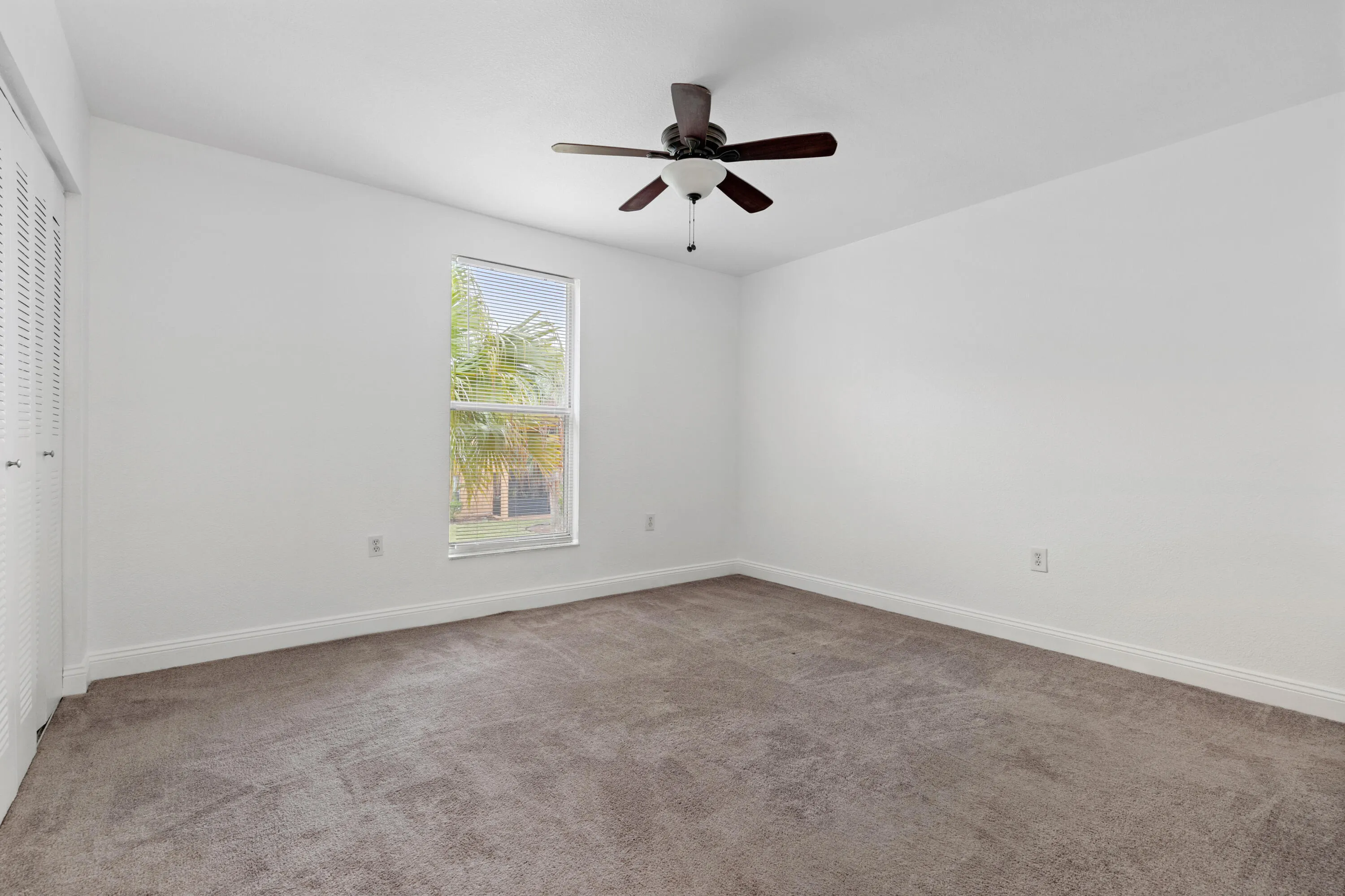 12658 KENWOOD Lane #D