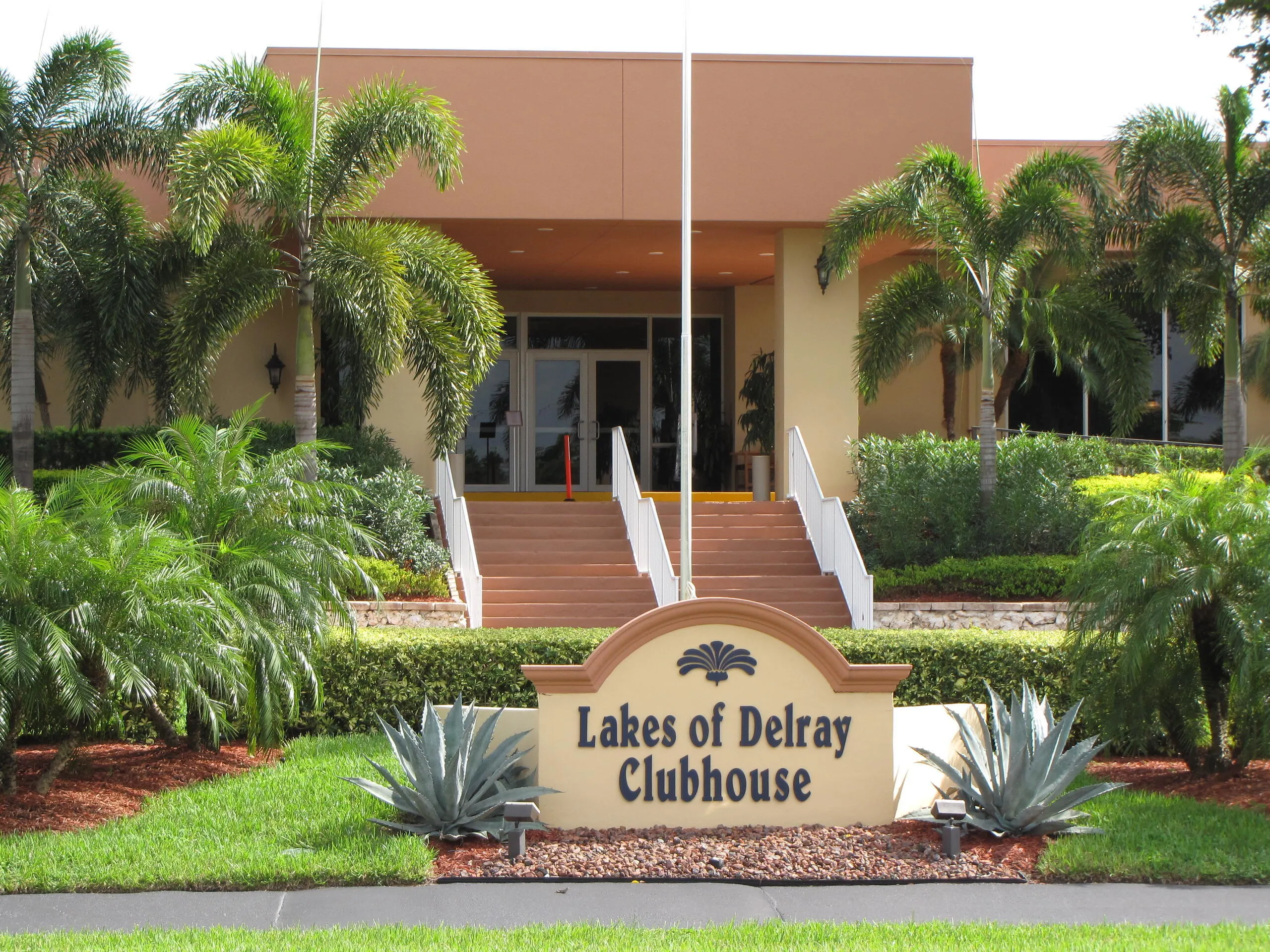 15469 LAKES OF DELRAY Boulevard #102