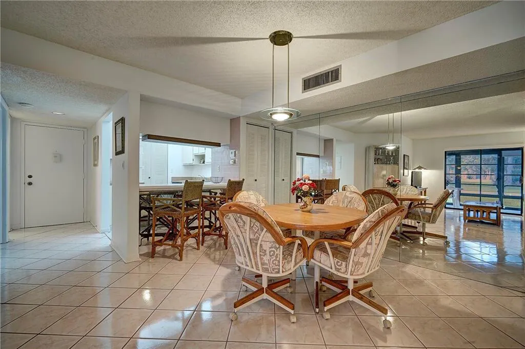 15469 LAKES OF DELRAY Boulevard #102