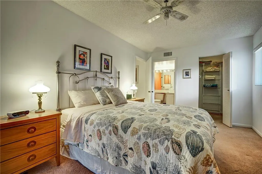 15469 LAKES OF DELRAY Boulevard #102