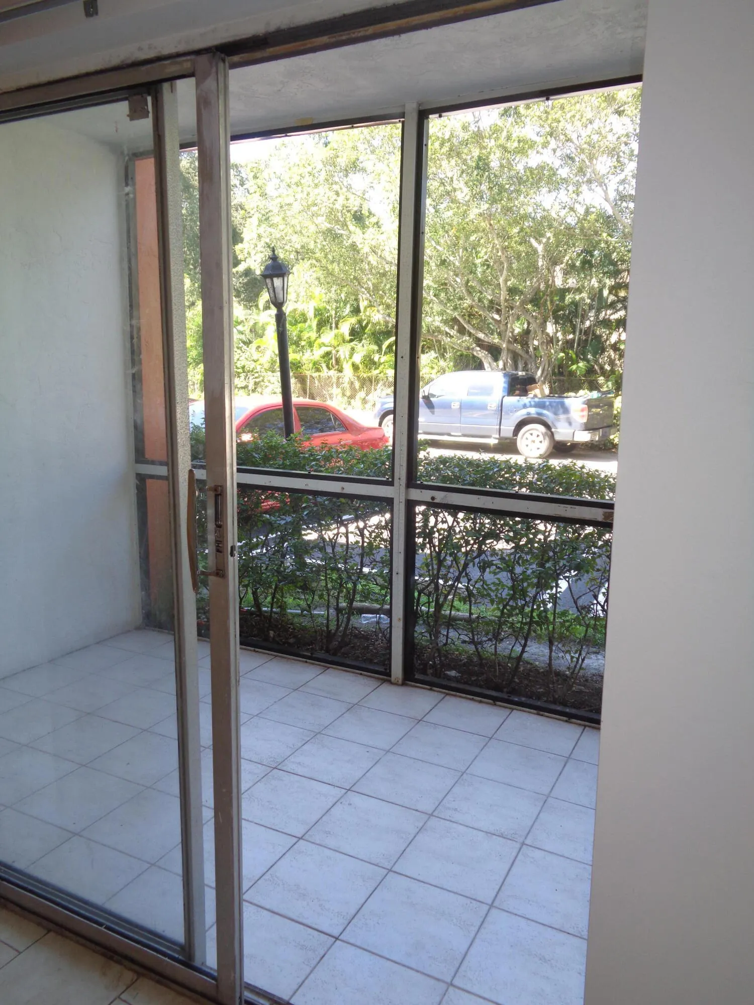 4394 NW 9TH Avenue #20-1G