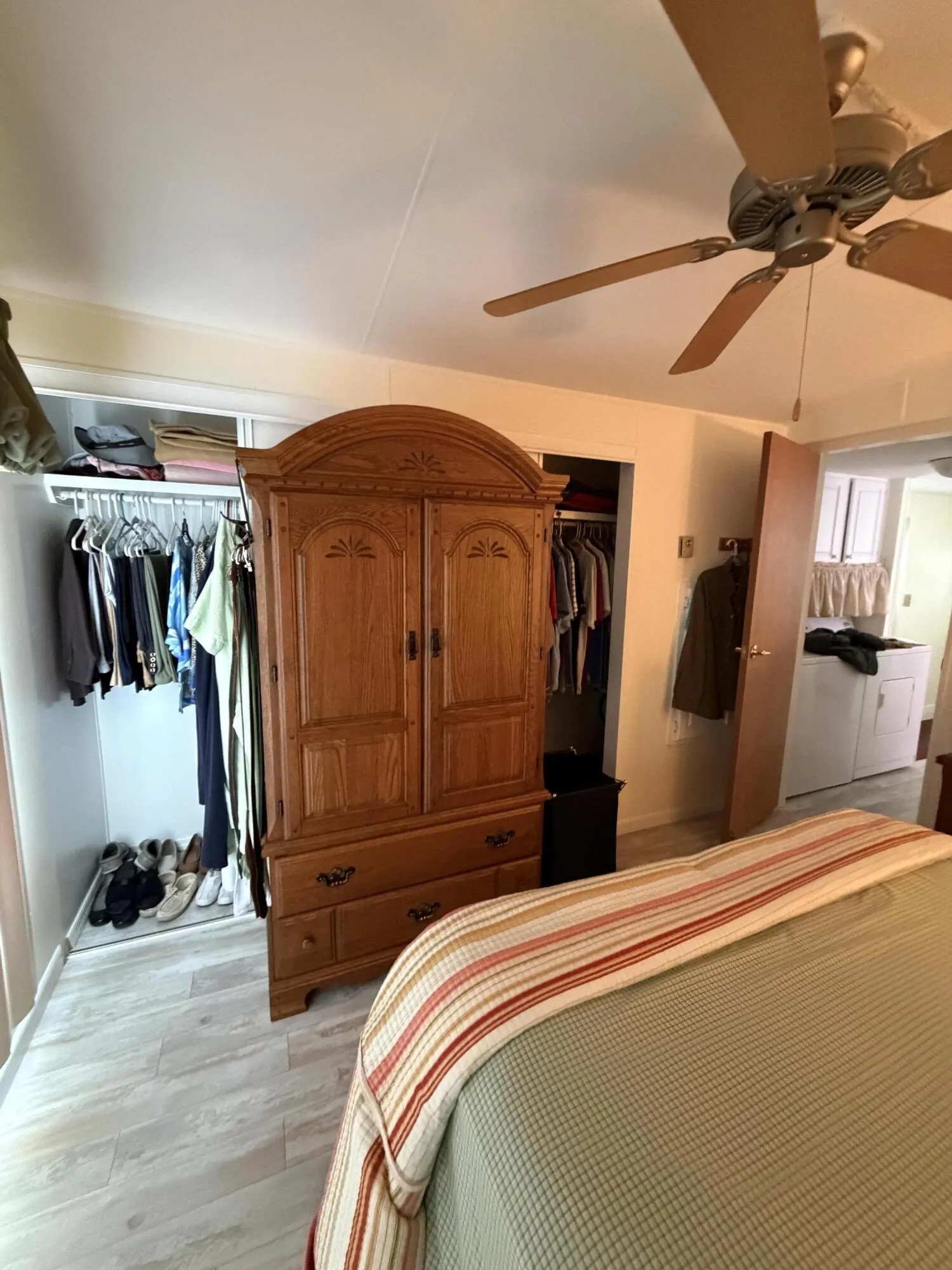 1601 US HIGHWAY 441 SE #98