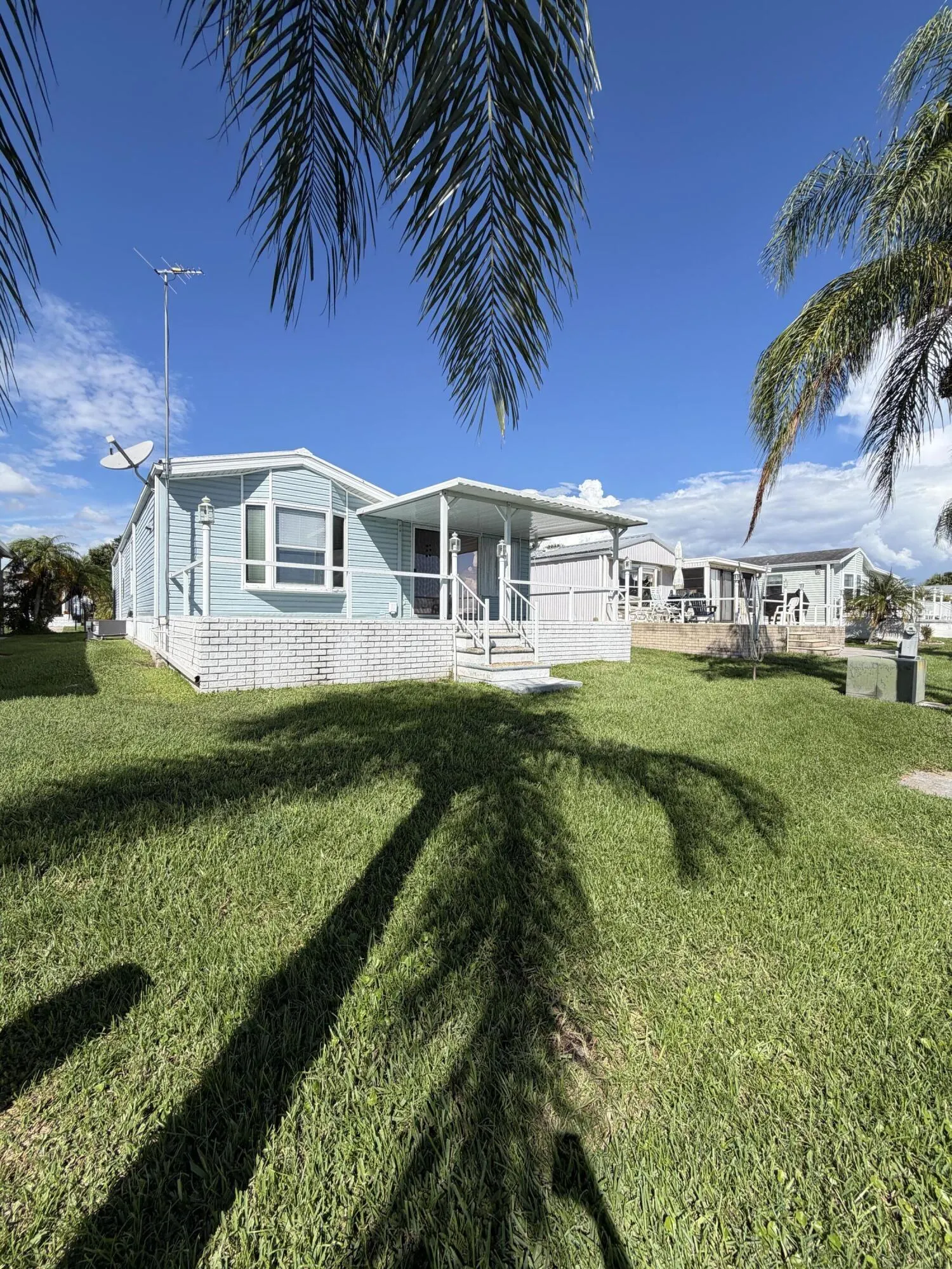 1601 US HIGHWAY 441 SE #98