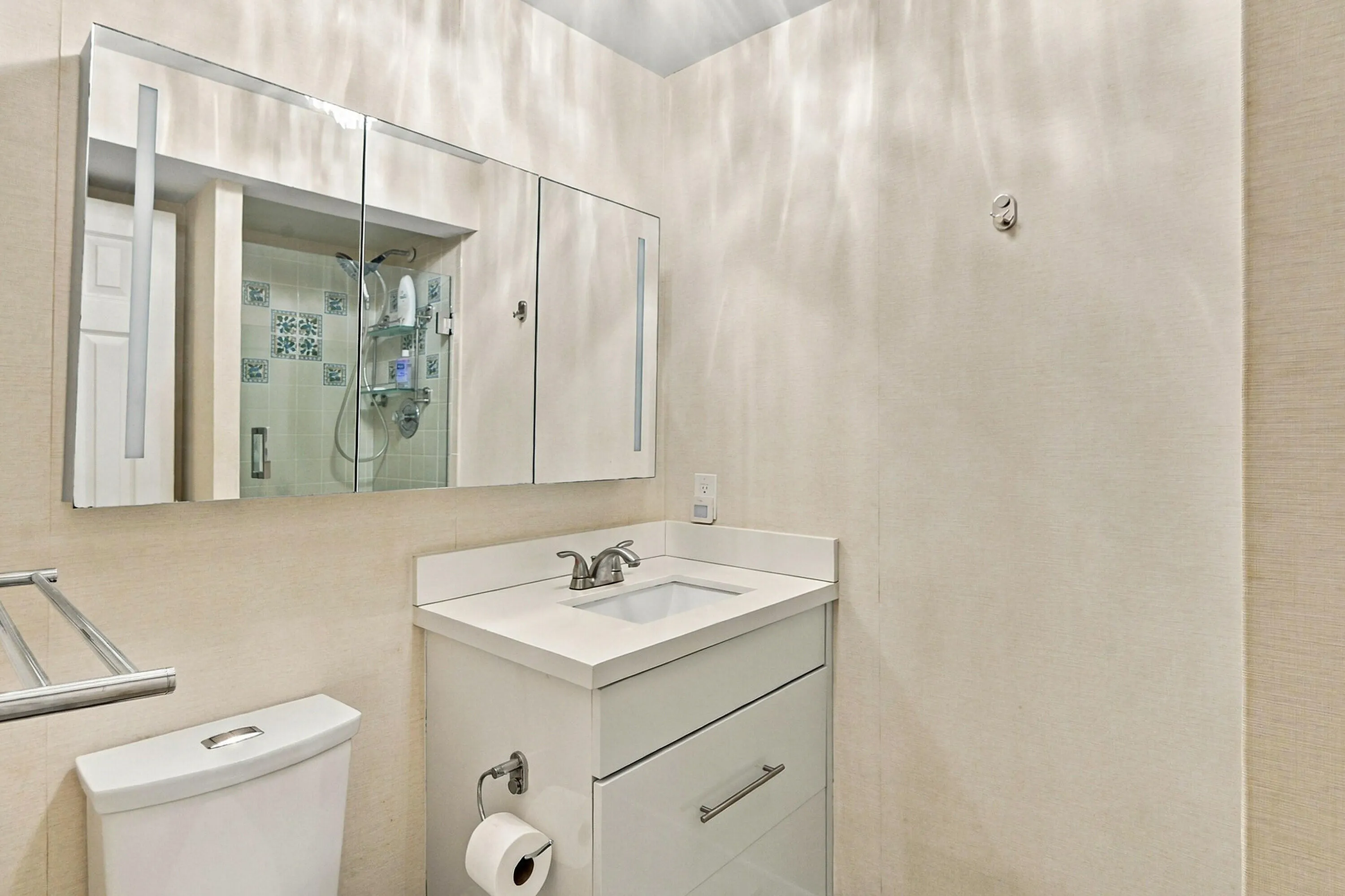 330 SE 20th Avenue #306