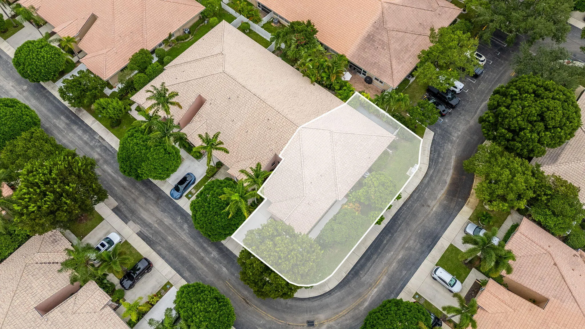 237 CORAL TRACE Court