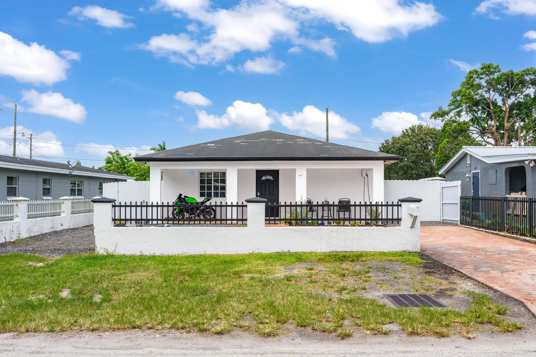 347 W HAITI Avenue
