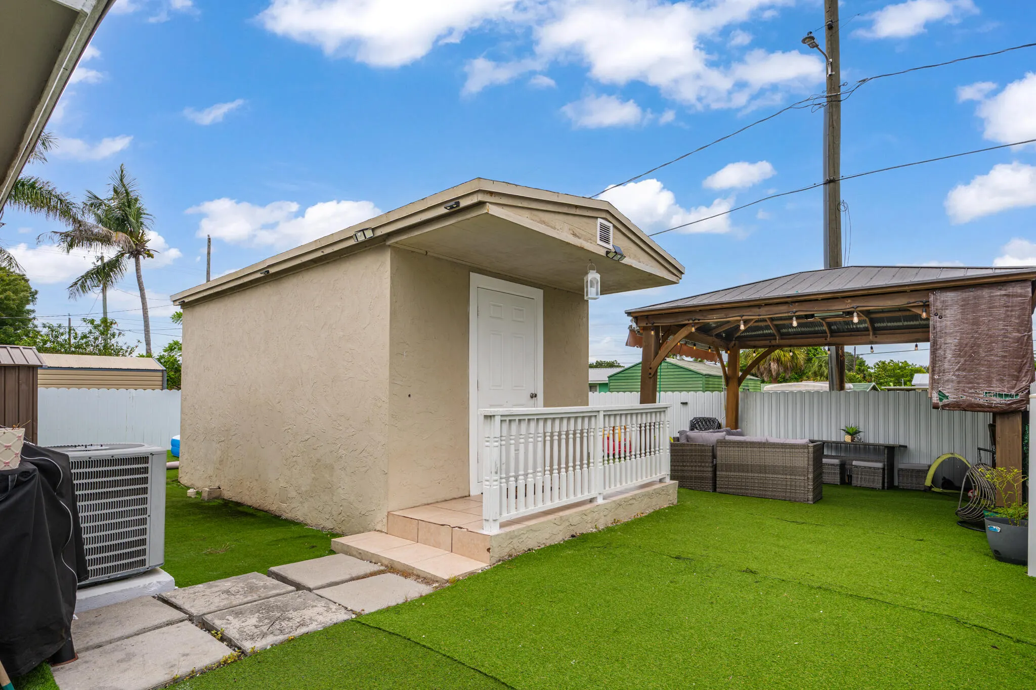 347 W HAITI Avenue