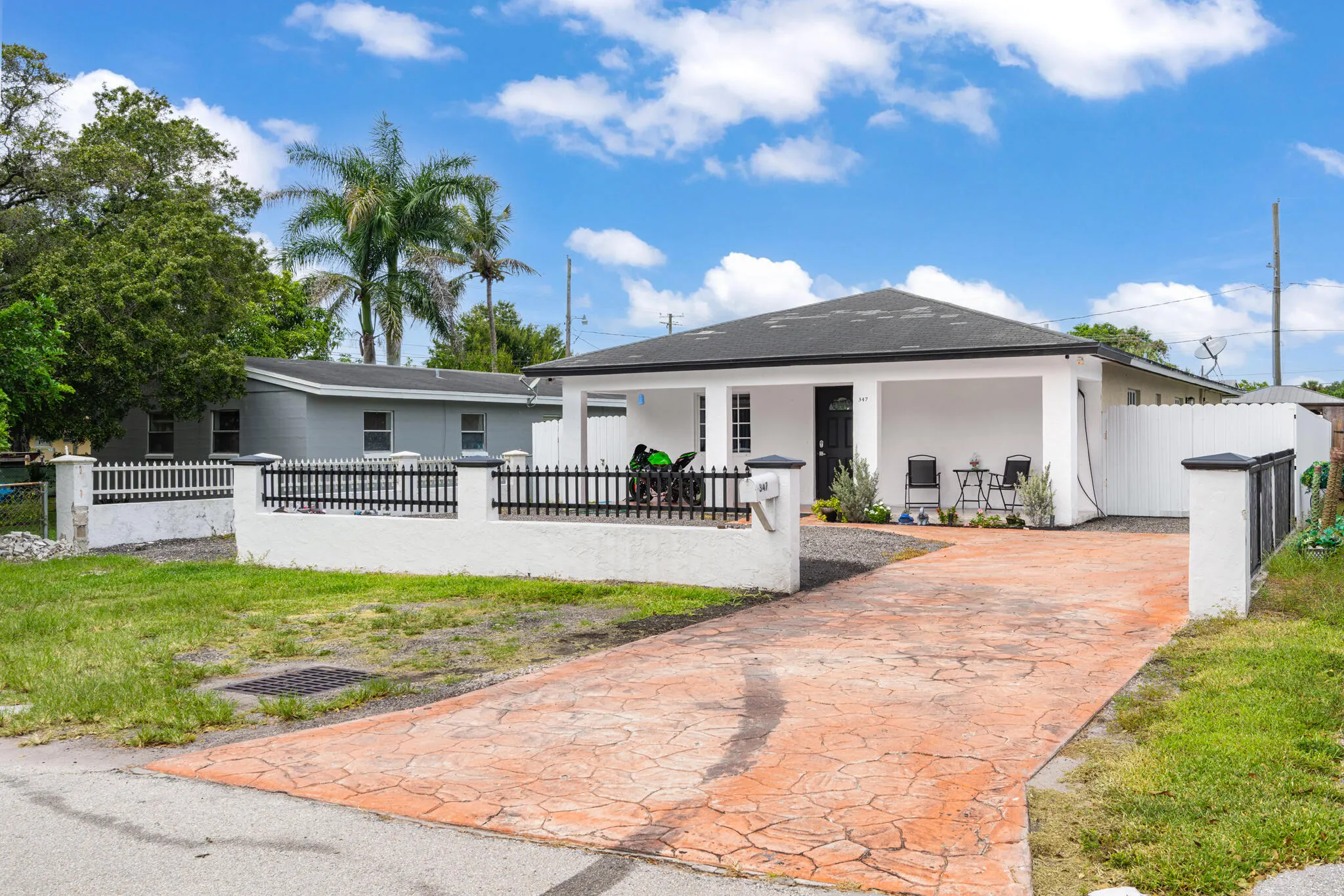 347 W HAITI Avenue