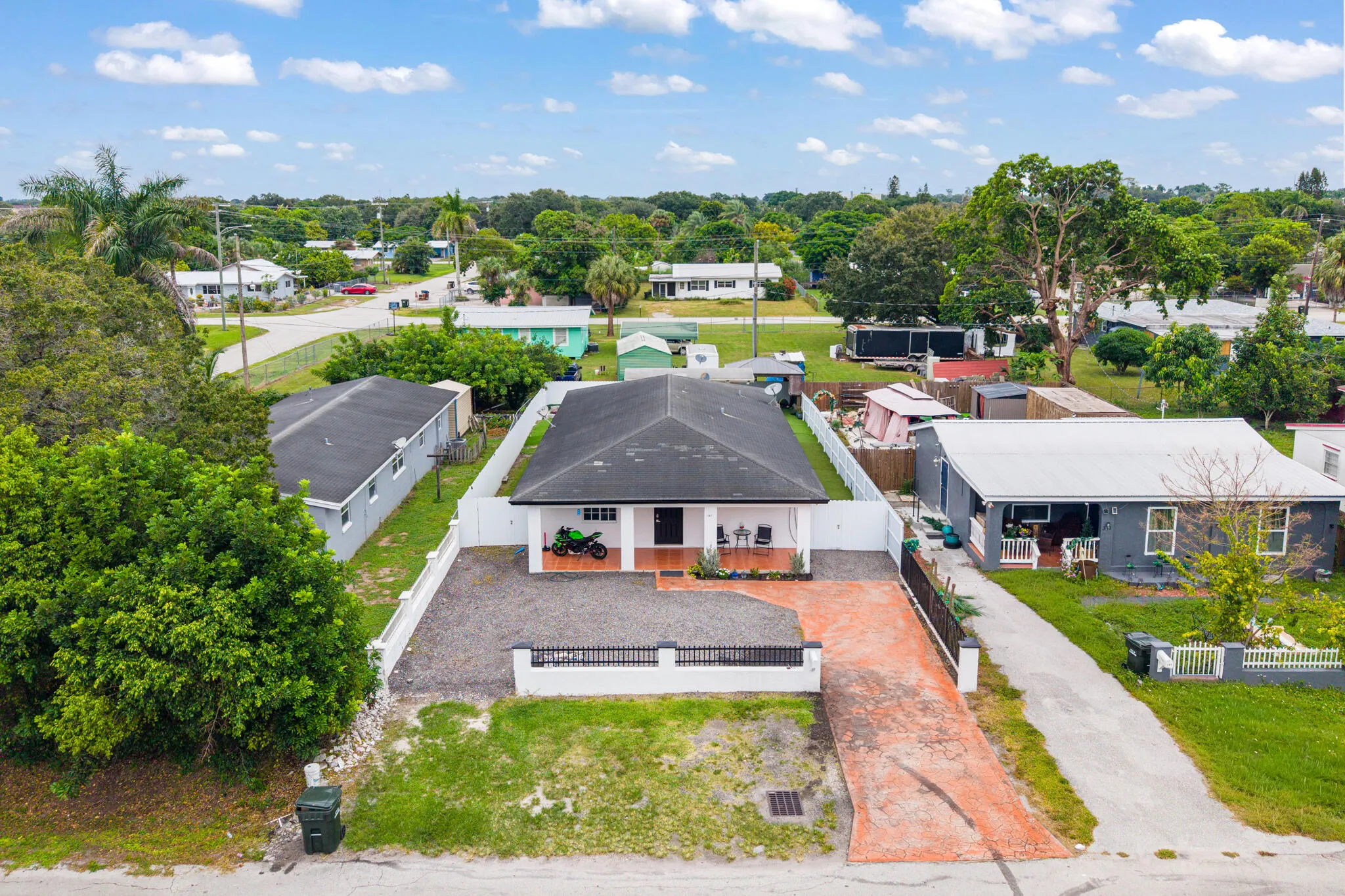 347 W HAITI Avenue