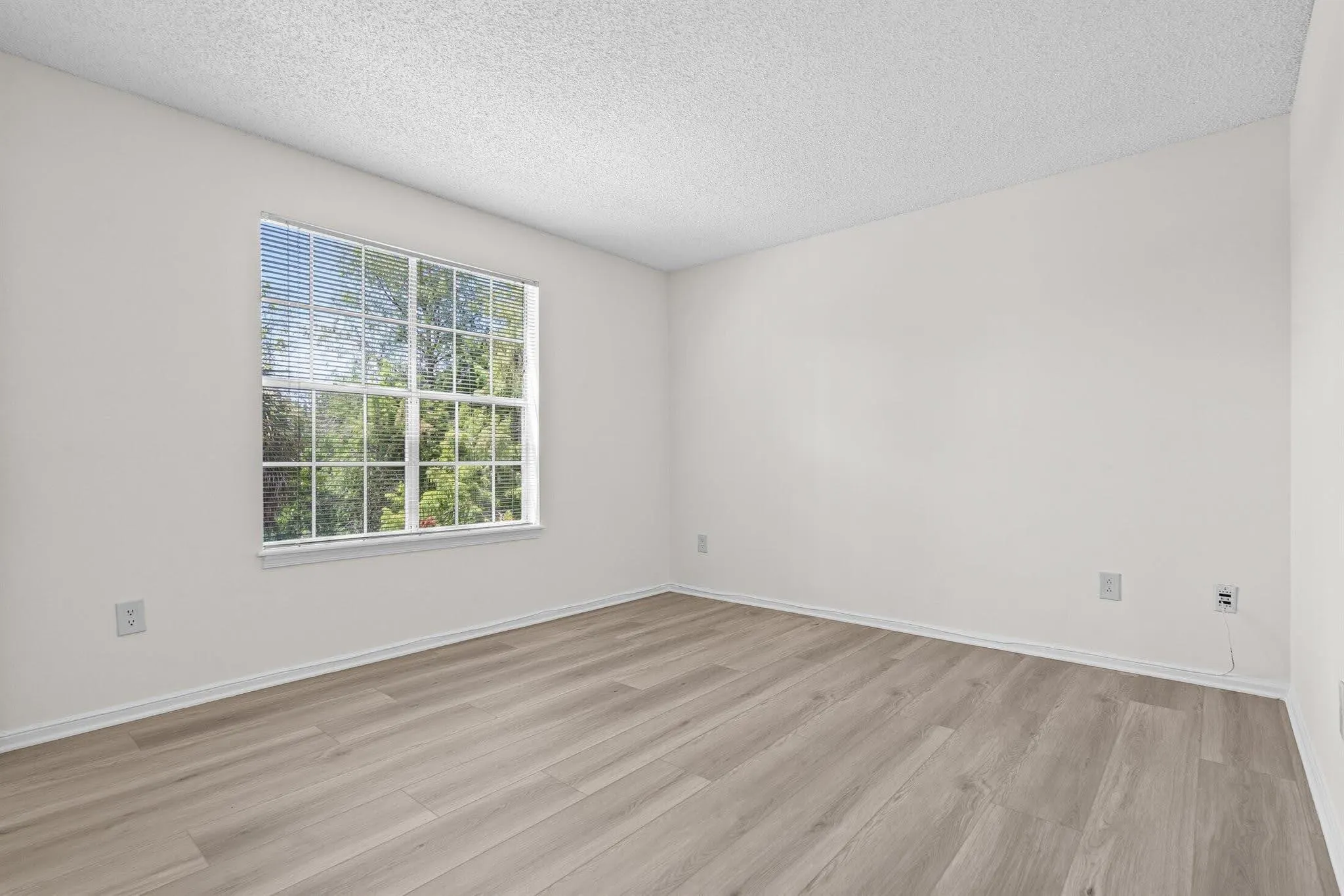 1125 CRYSTAL Way #J