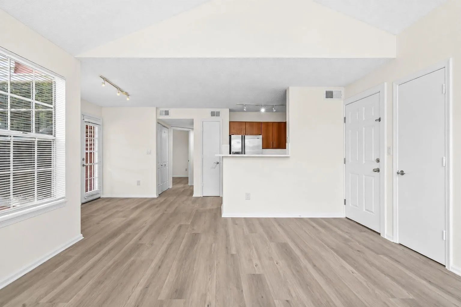1125 CRYSTAL Way #J