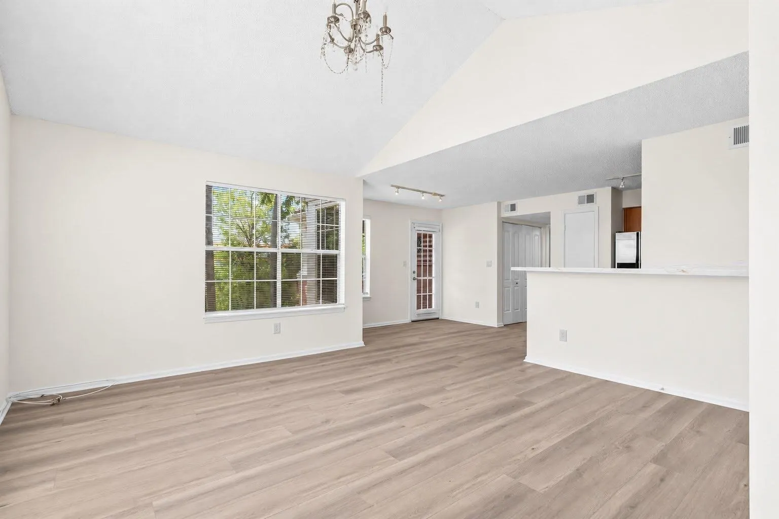 1125 CRYSTAL Way #J