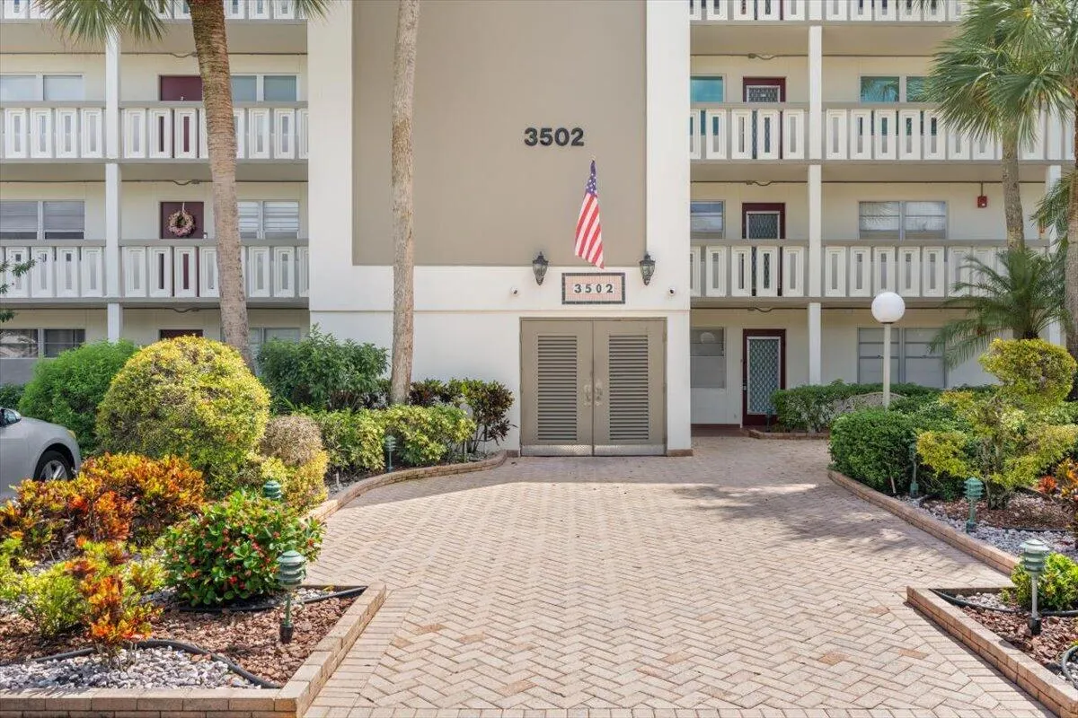 3502 BIMINI Lane #B2