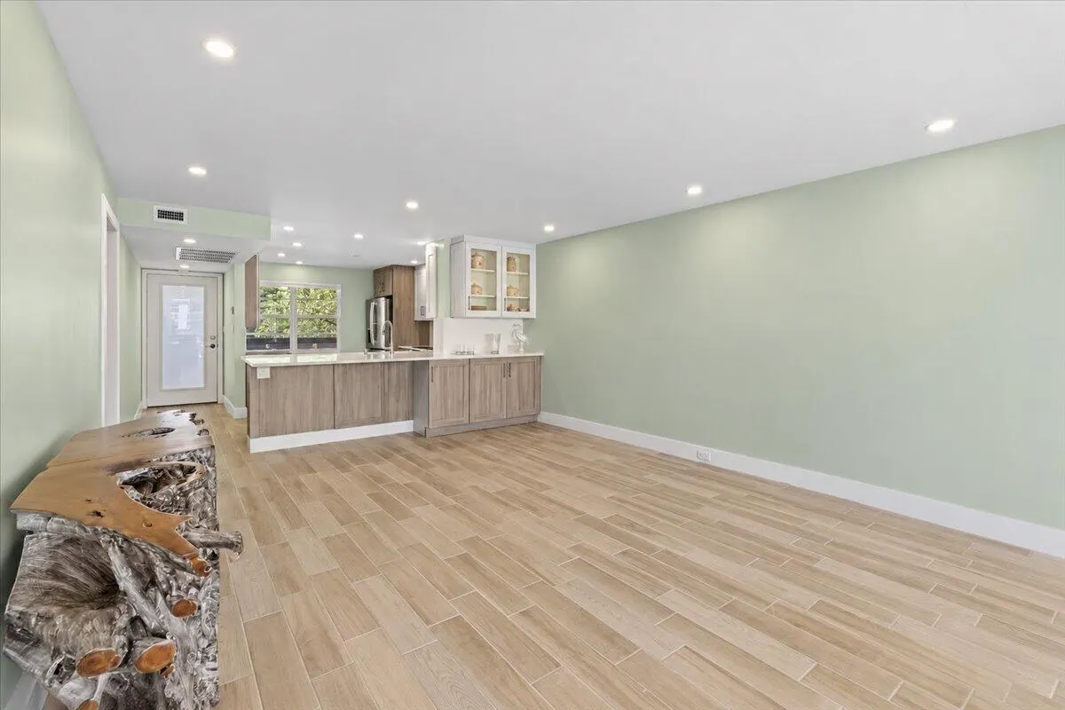 3502 BIMINI Lane #B2