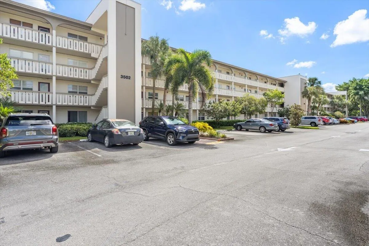 3502 BIMINI Lane #B2