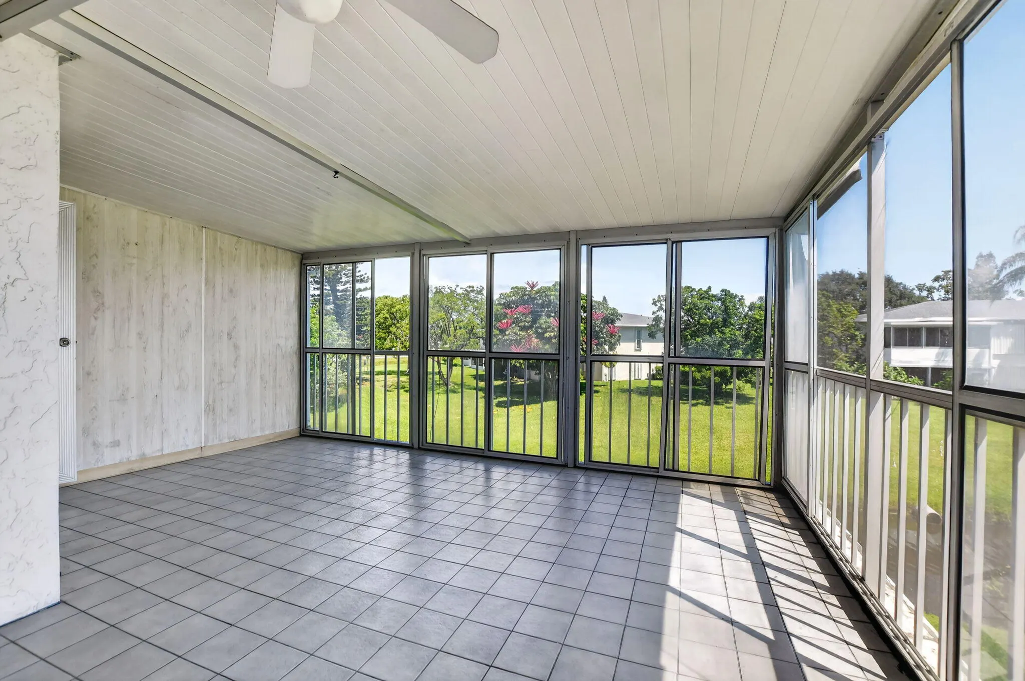 2901 SW 15TH Street #204