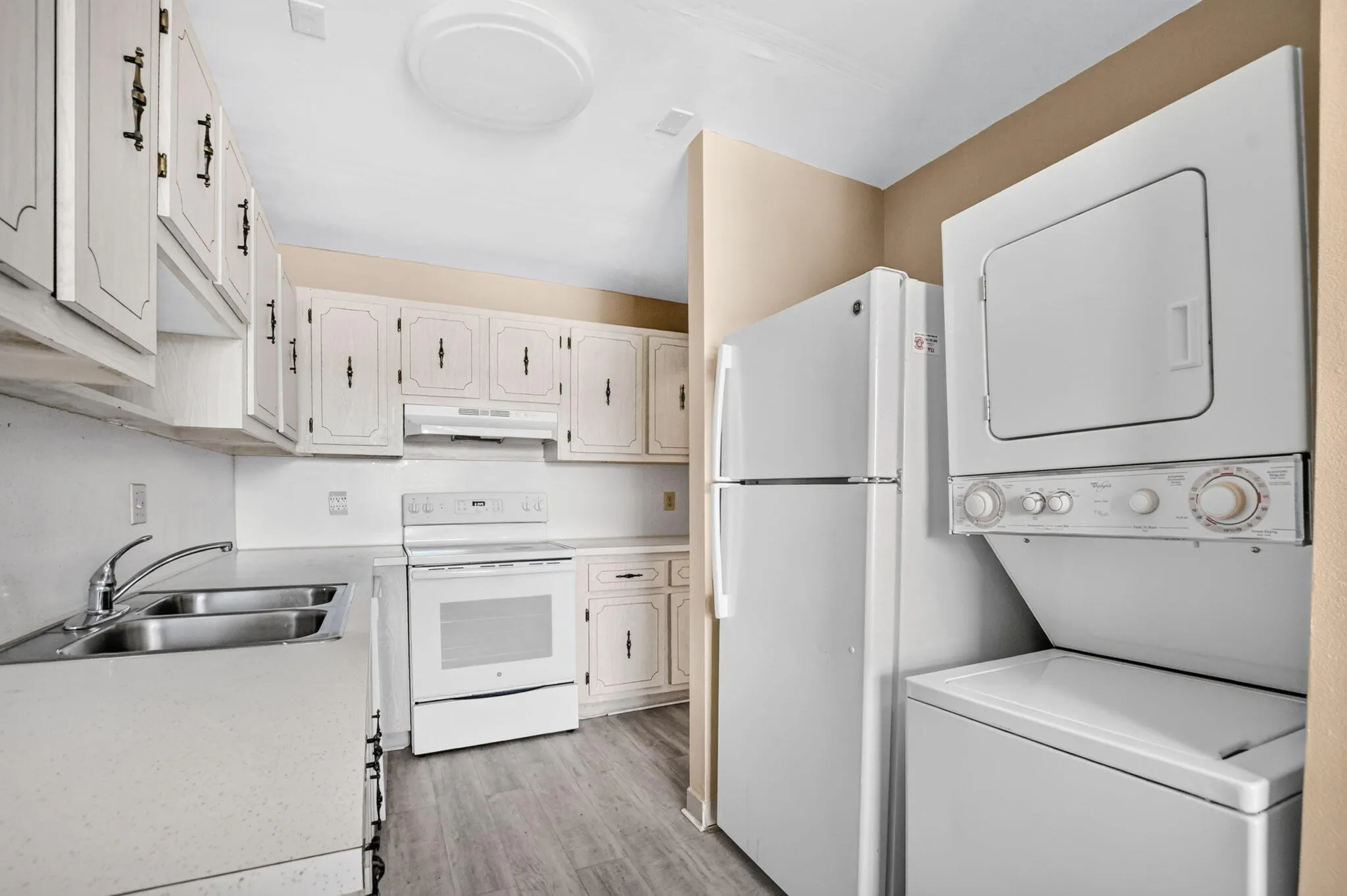 2901 SW 15TH Street #204