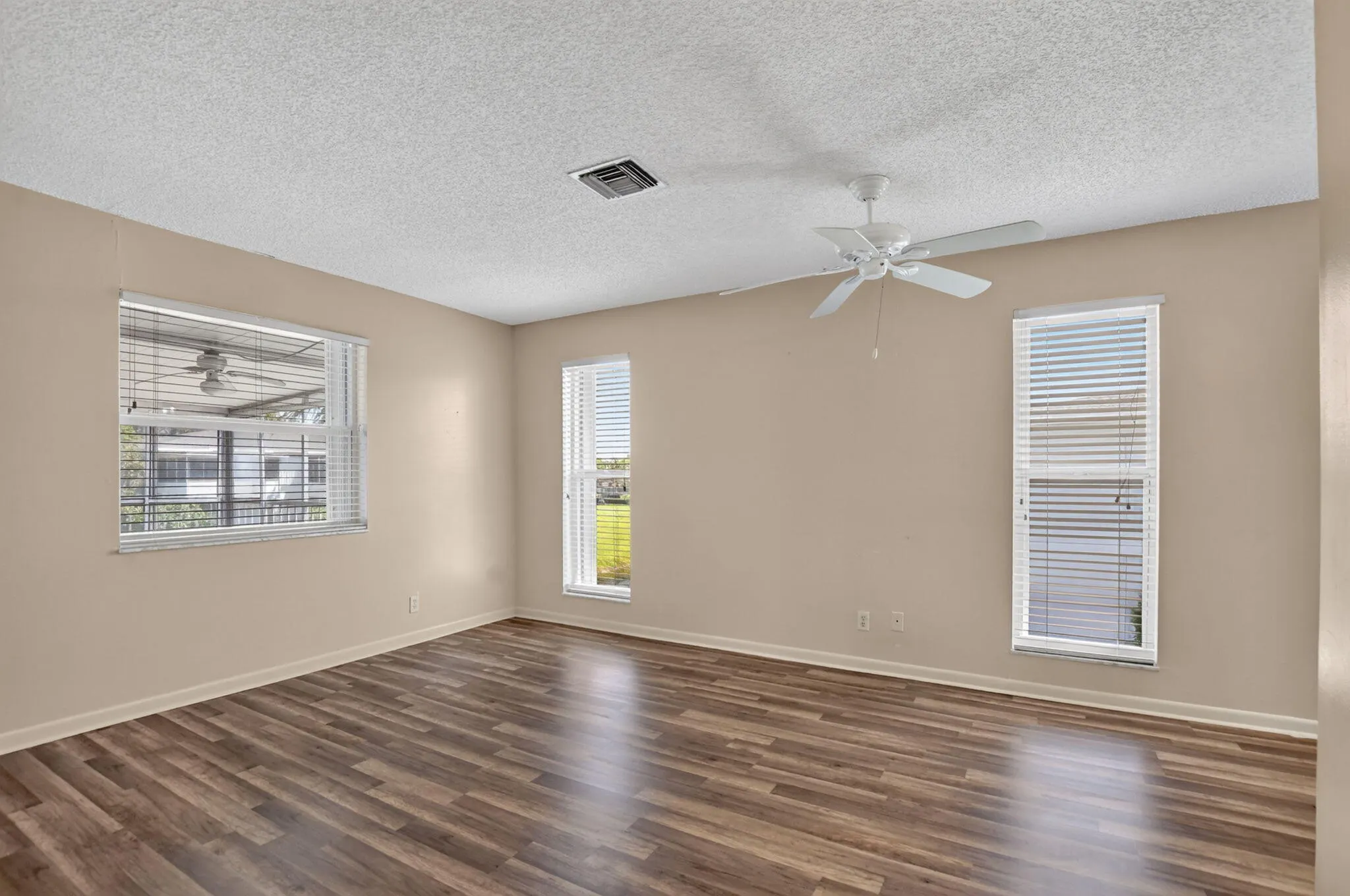 2901 SW 15TH Street #204