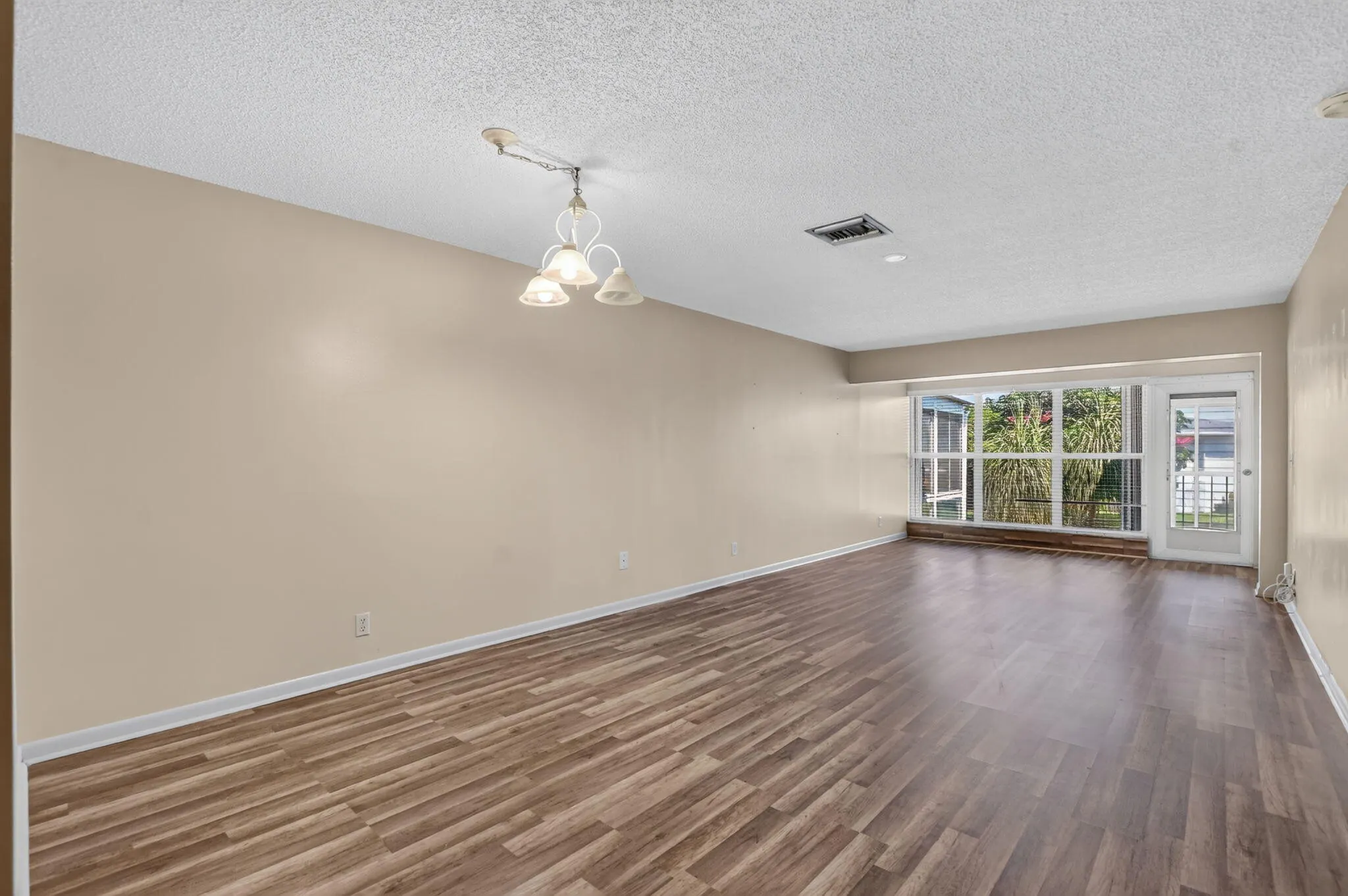 2901 SW 15TH Street #204