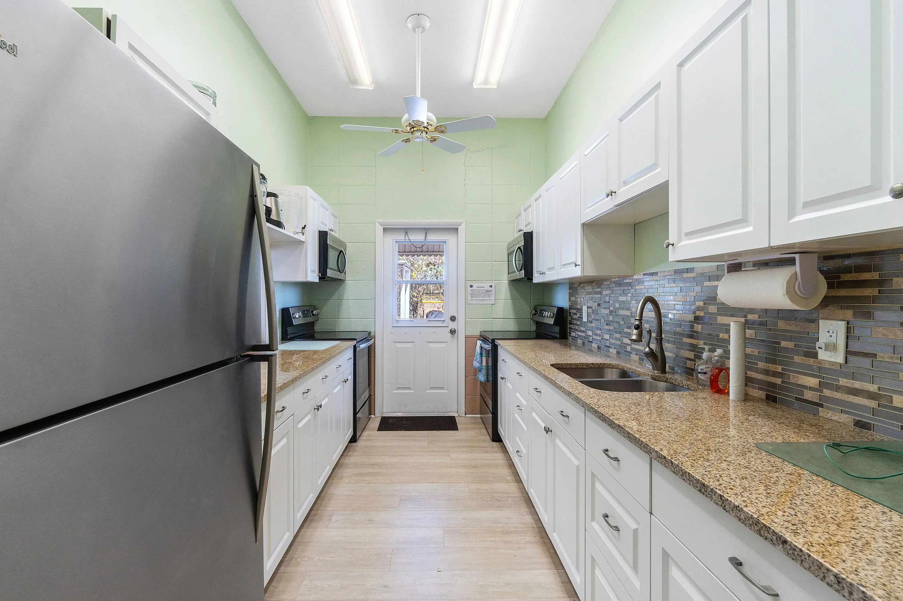 572 HIGH POINT Drive #D