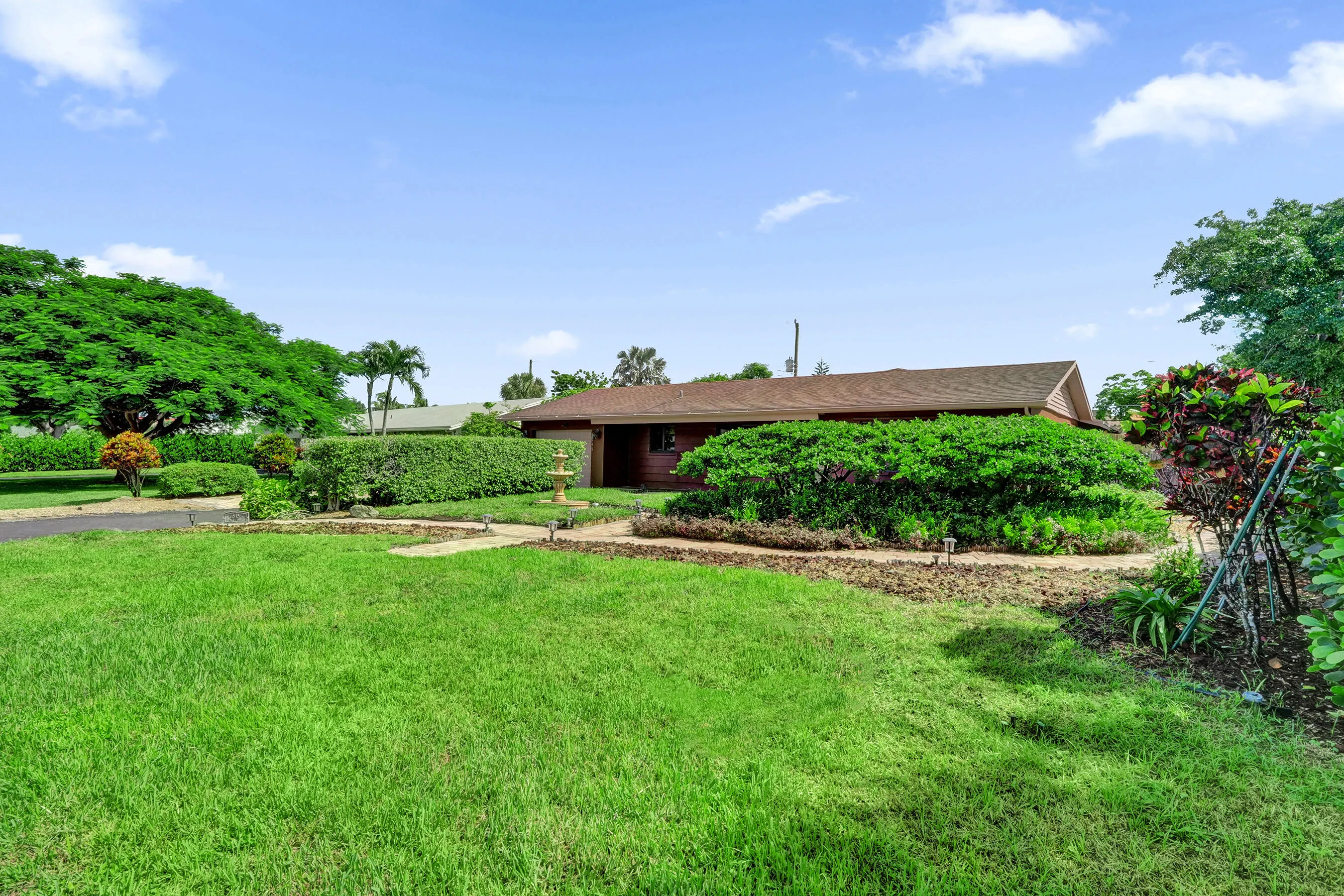645 Ibis Drive
