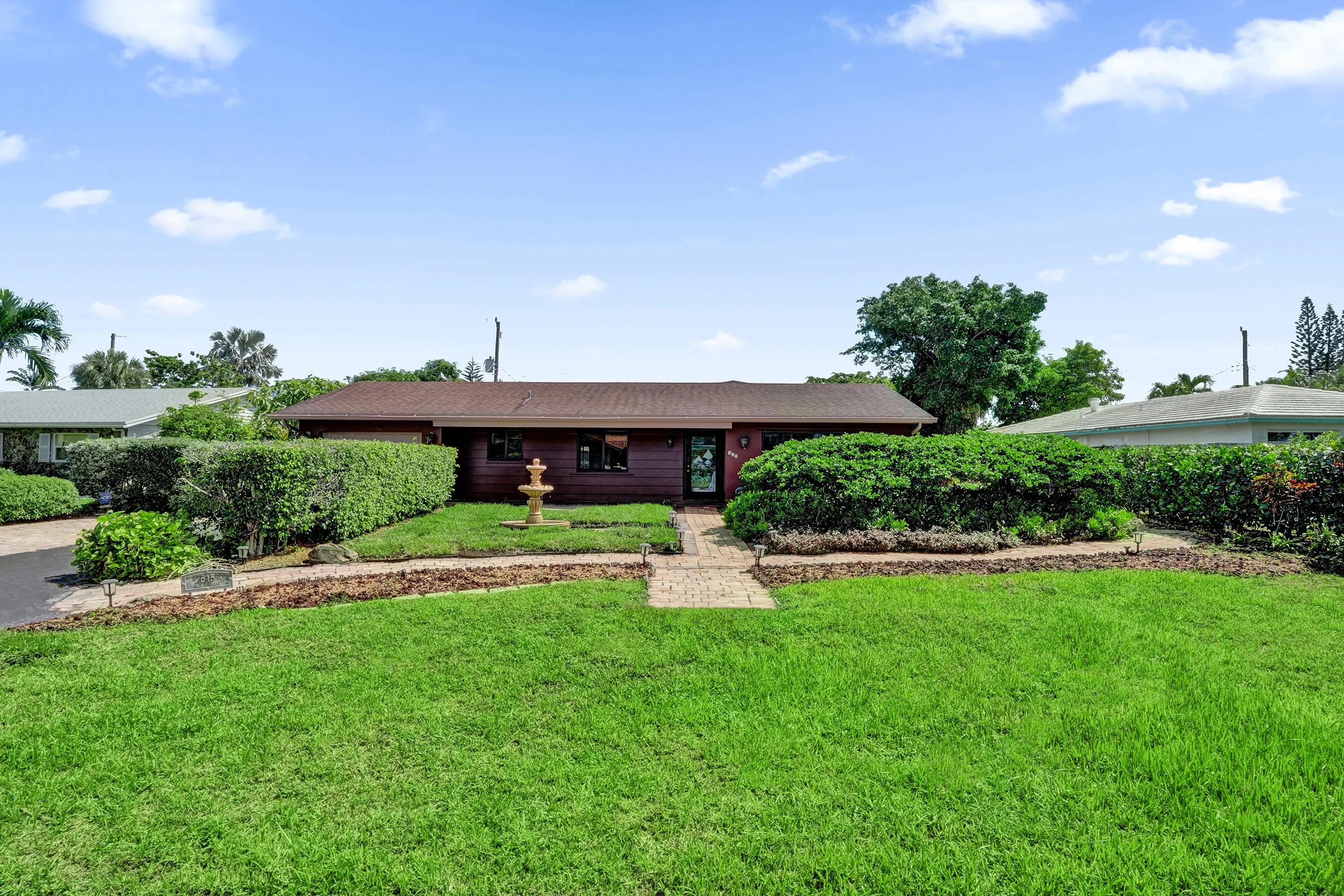 645 Ibis Drive